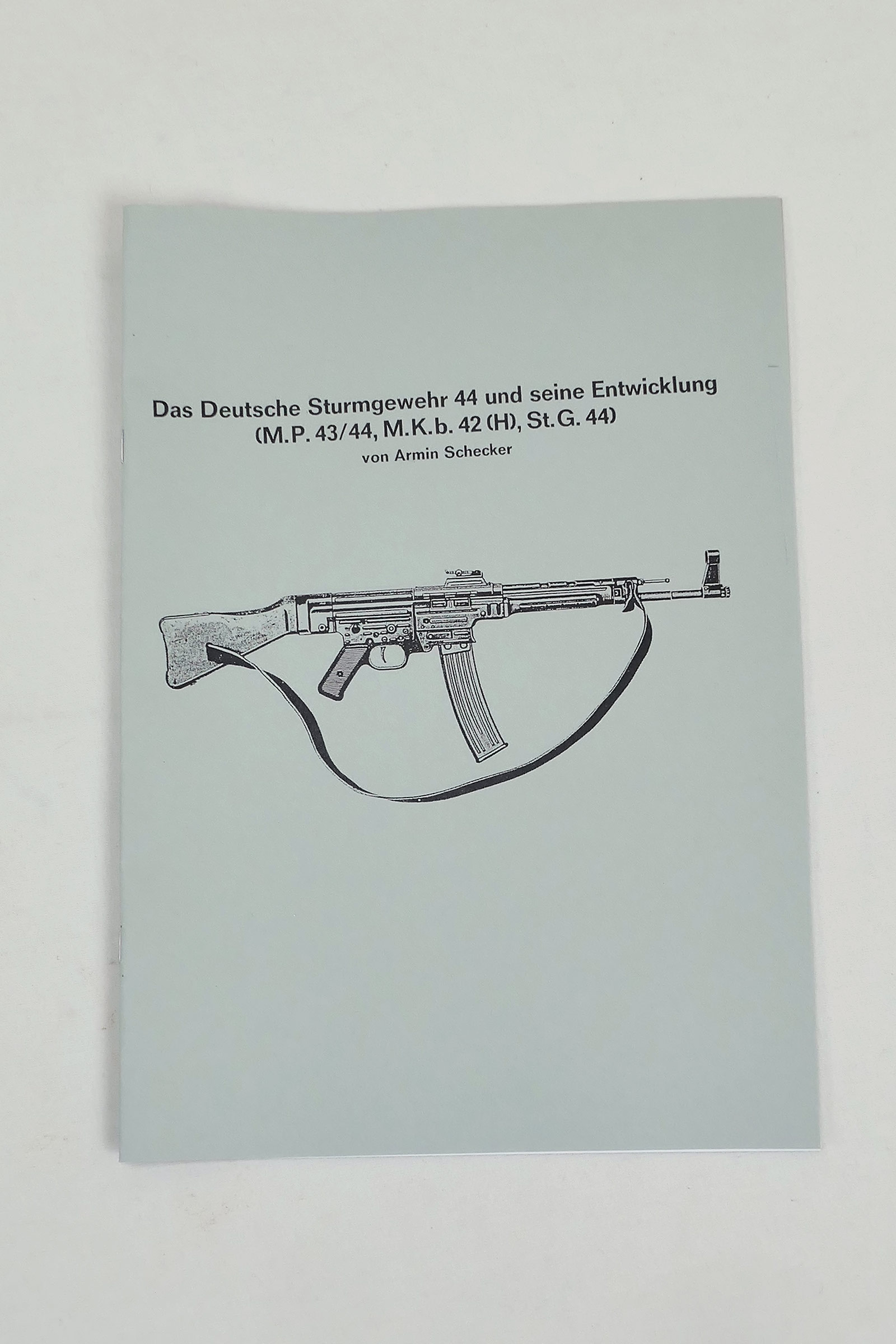 The German assault rifle 44 and its development - brochure booklet