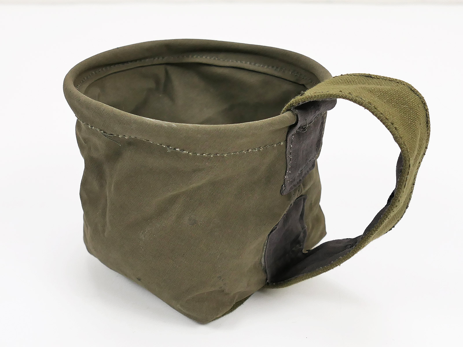 Luftwaffe 1x piece small bailer folding bucket 1941 L.B.A. for inflatable boat