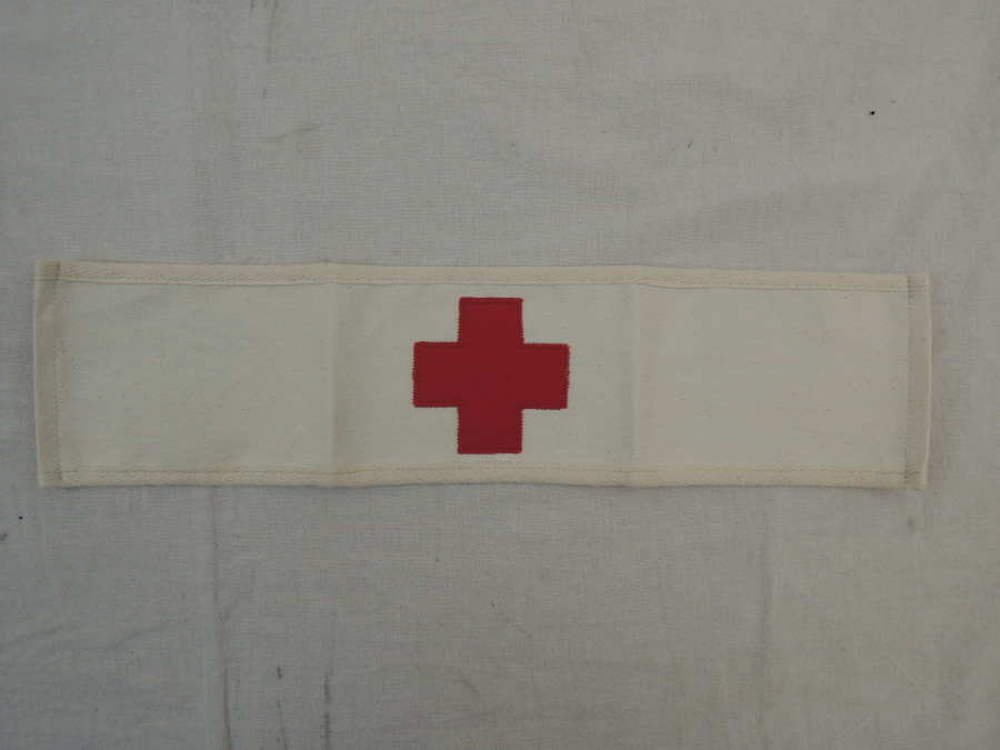 US Army uniform medic red cross armband paramedic marking red cross