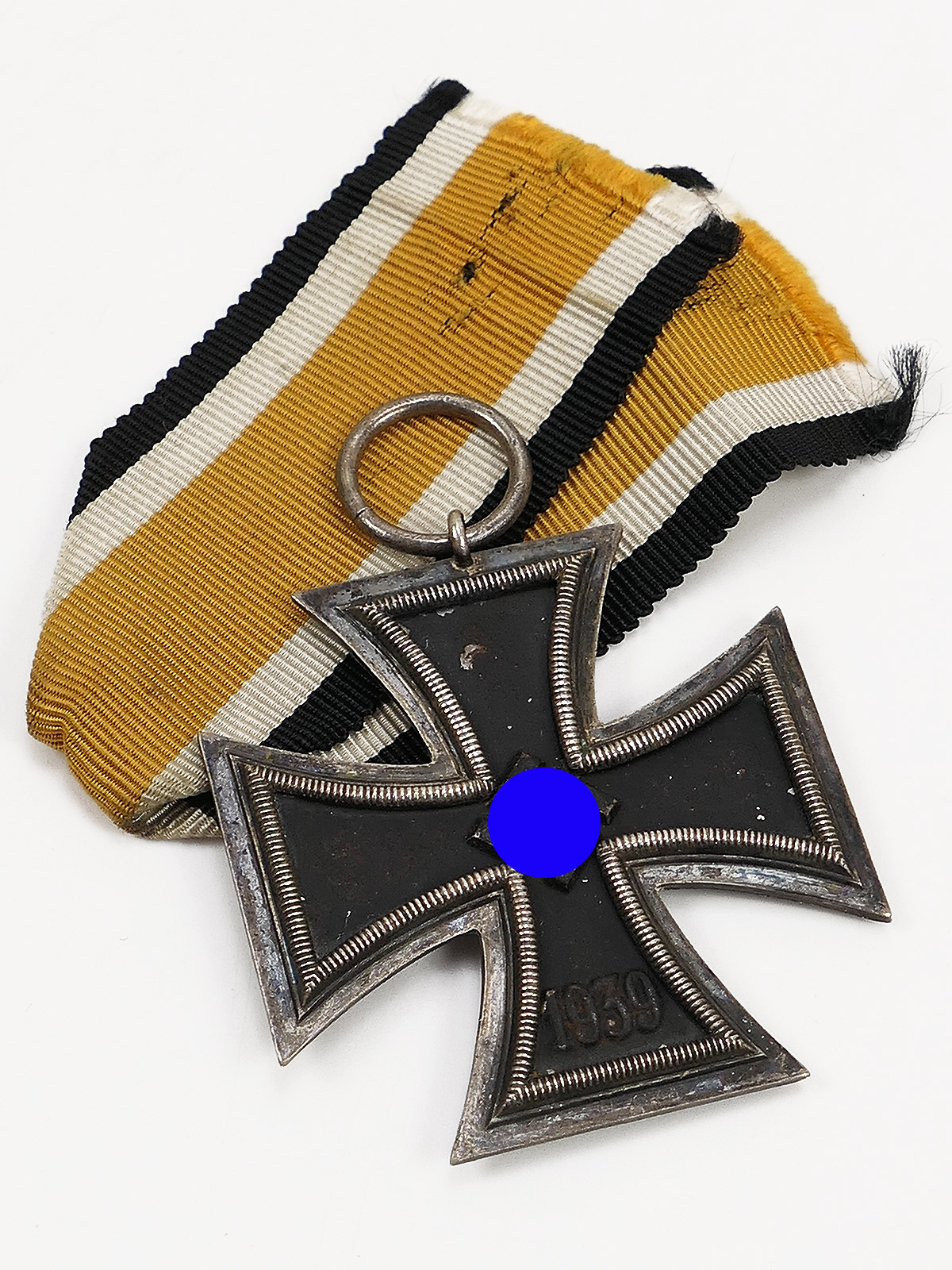 Original WW2 Iron Cross 2nd Class 1939 / 1813 EK2 on a ribbon 