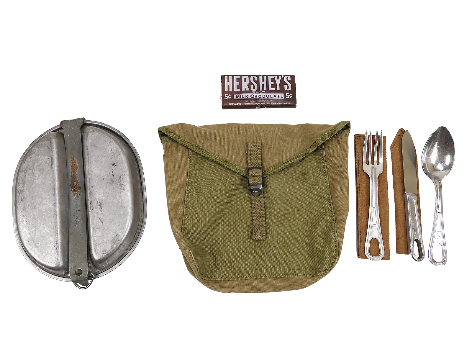 US Army WW2 mess kit and cookware, 1945 + mess kit pouch + cutlery