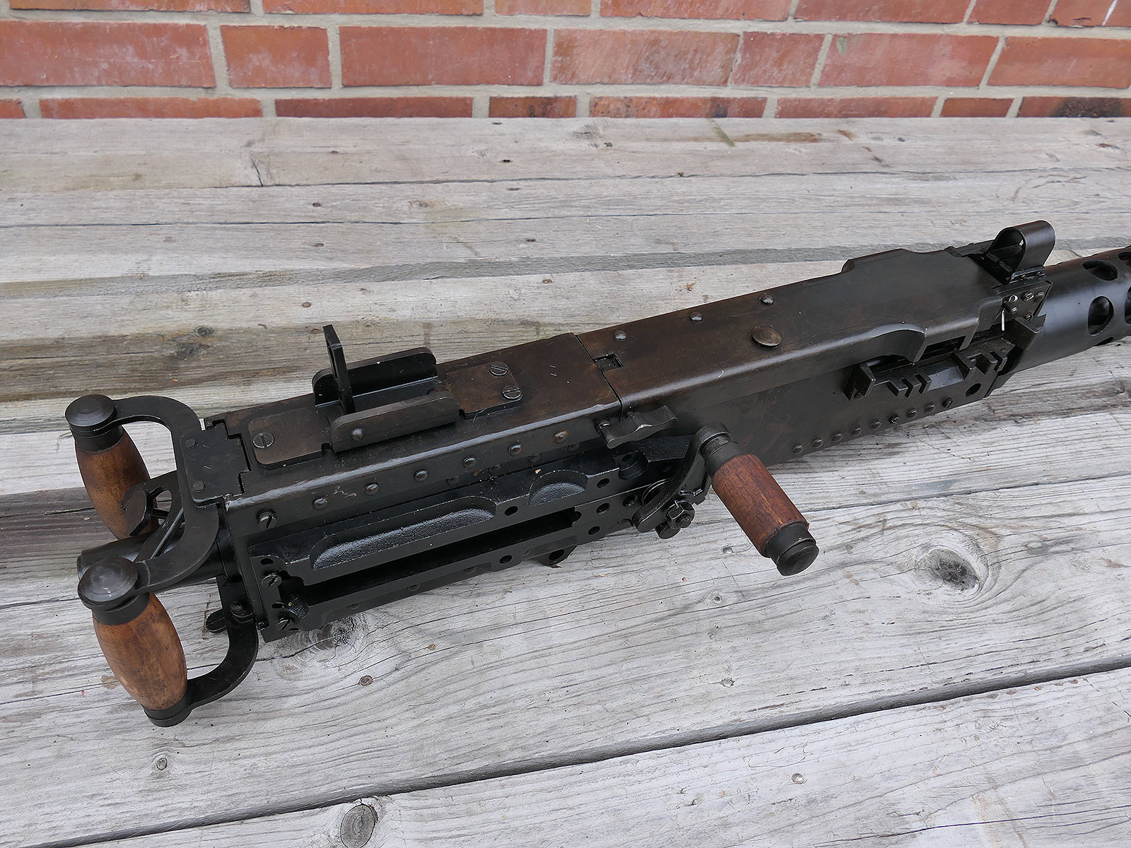 #A Browning Machine Gun MG Cal. 50 M2 Jeep Mount Tripod – Model – 1:1 metal replica, barrel can be dismantled