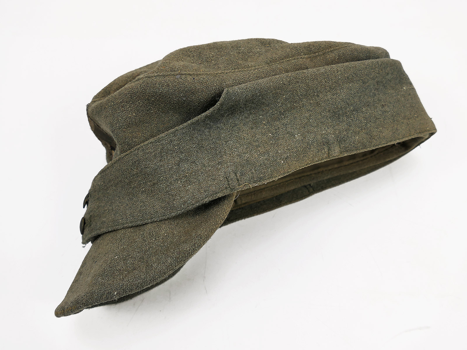 Army M43 field cap, FADE OUT, size 57, with original trapezoid detailing – COLLECTION