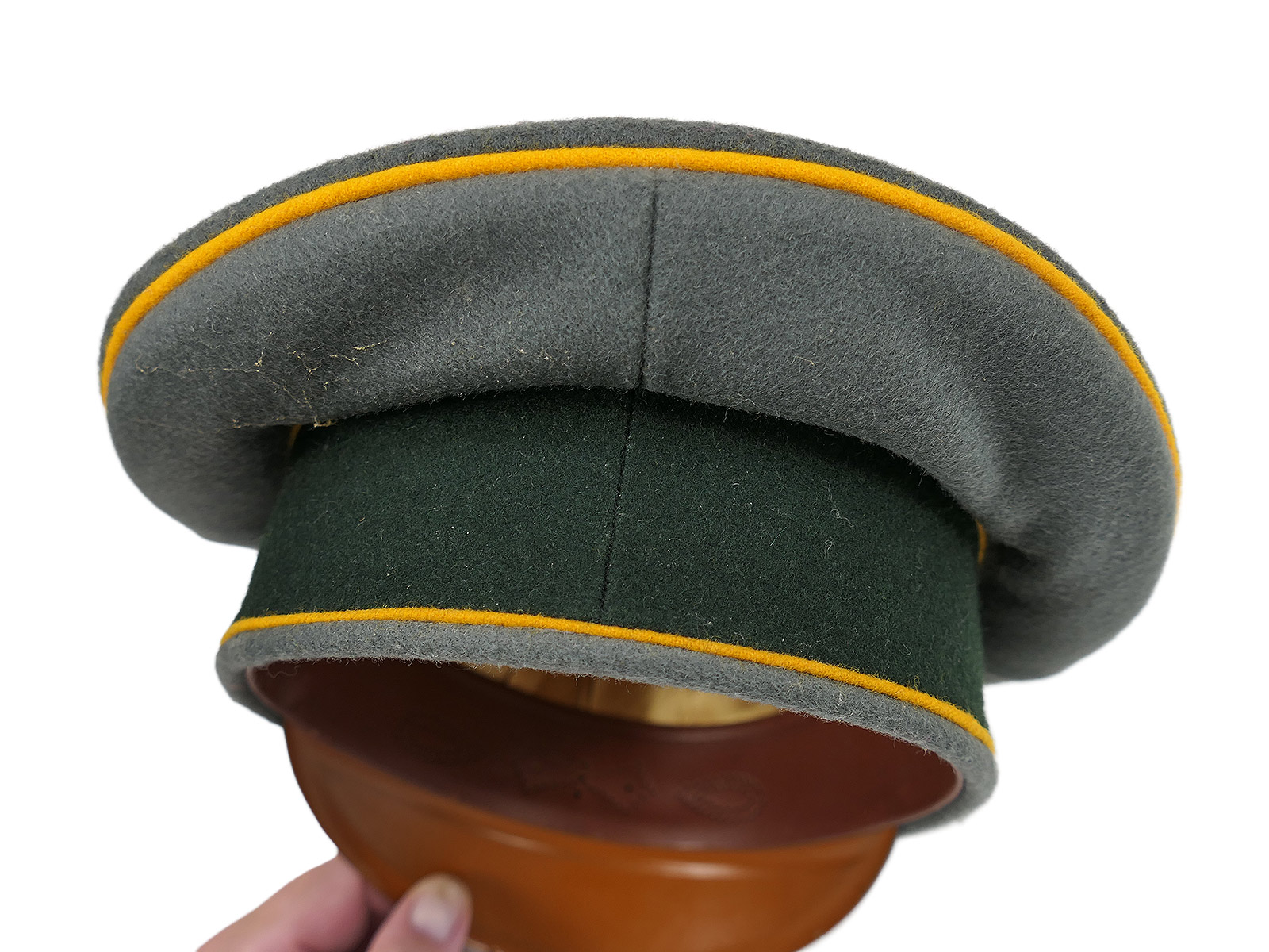 Wehrmacht peaked cap, Cavalry Regiment 6 officer’s cap with Schwedt eagle, size 56, premium museum-quality reproduction, COLLECTION