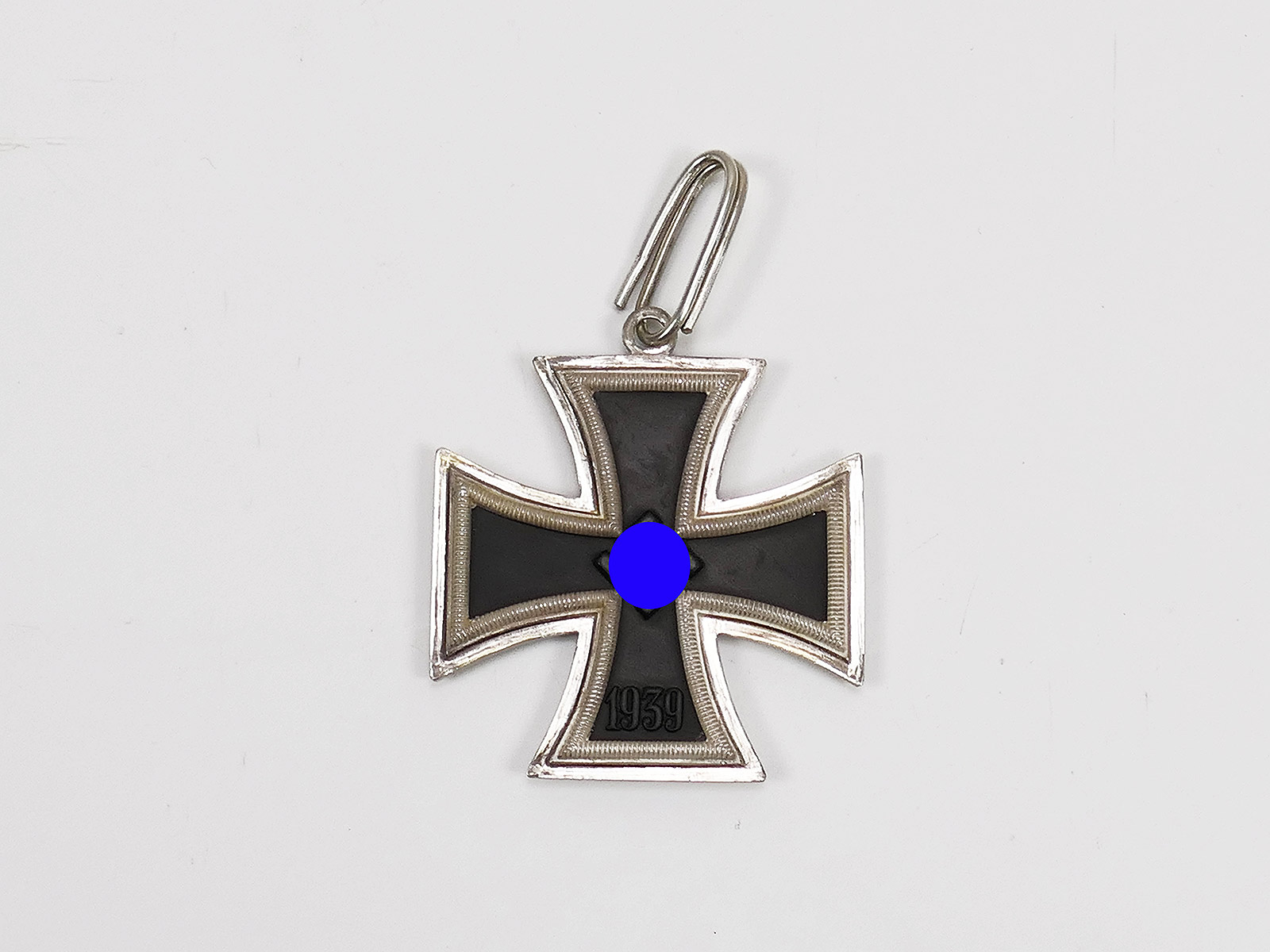 Knight's Cross of the Iron Cross Manufacturer "4" Steinhauer & Lück 800 silver Museum production Copy