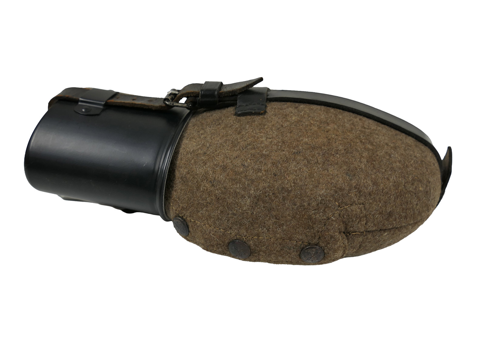 Wehrmacht SKN39 canteen with aluminium cup – COLLECTION BATTLE WORN