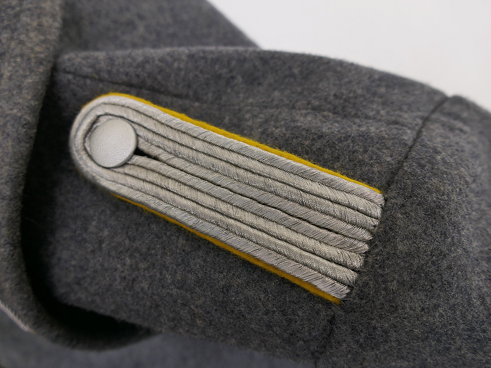 Original WW2 Luftwaffe M40 winter greatcoat, Lieutenant, LBA 41, stamped ‘TOP COLLECTION’