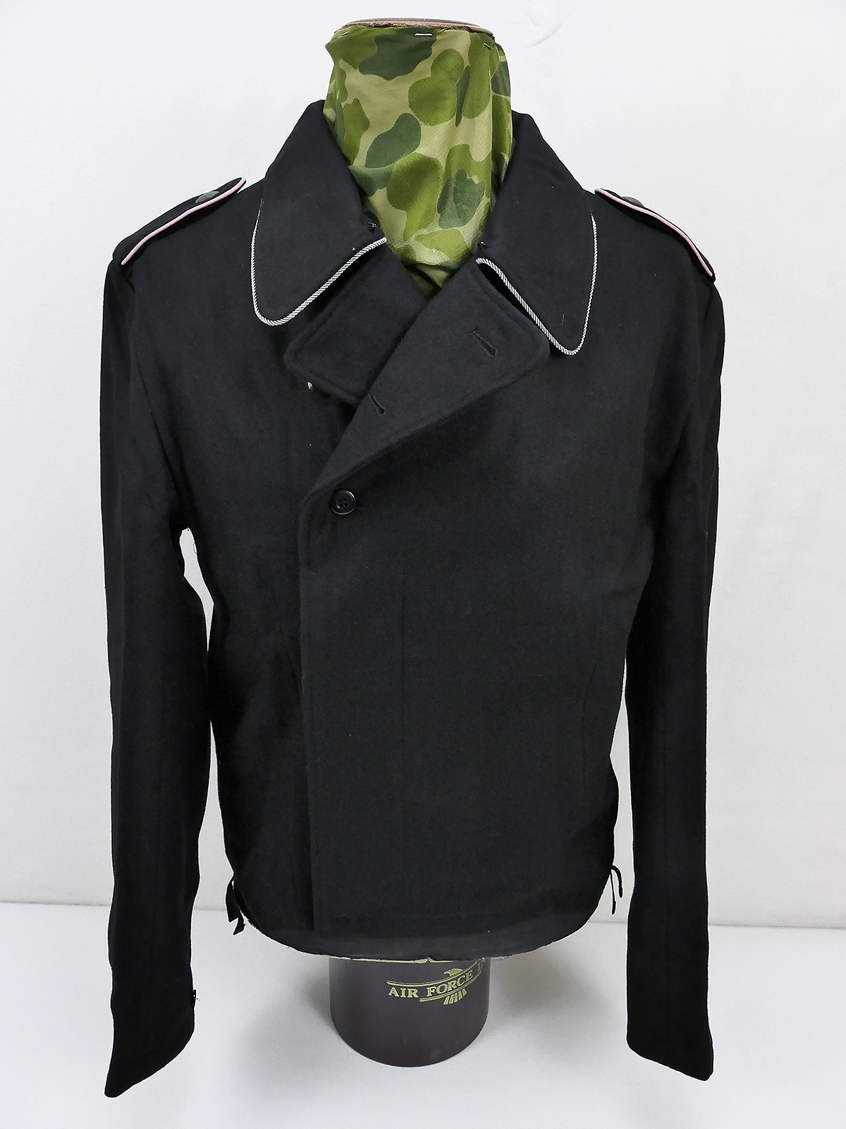 Waffen SS officer's armored blouse armored jacket tank uniform