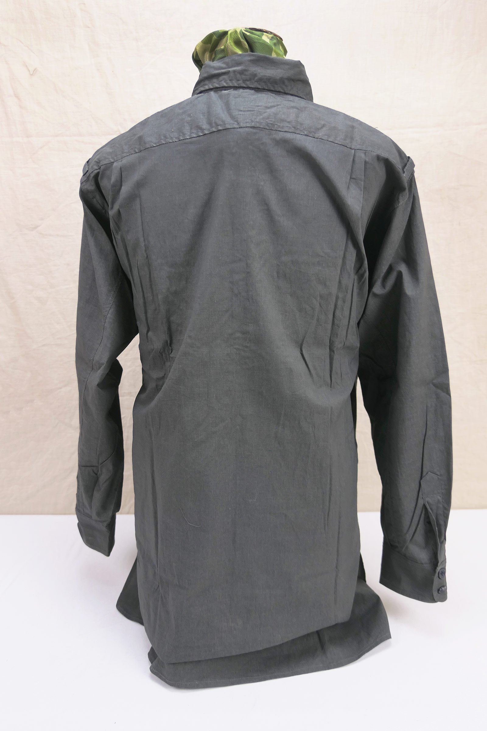 P1230936Debr084VMWaOj