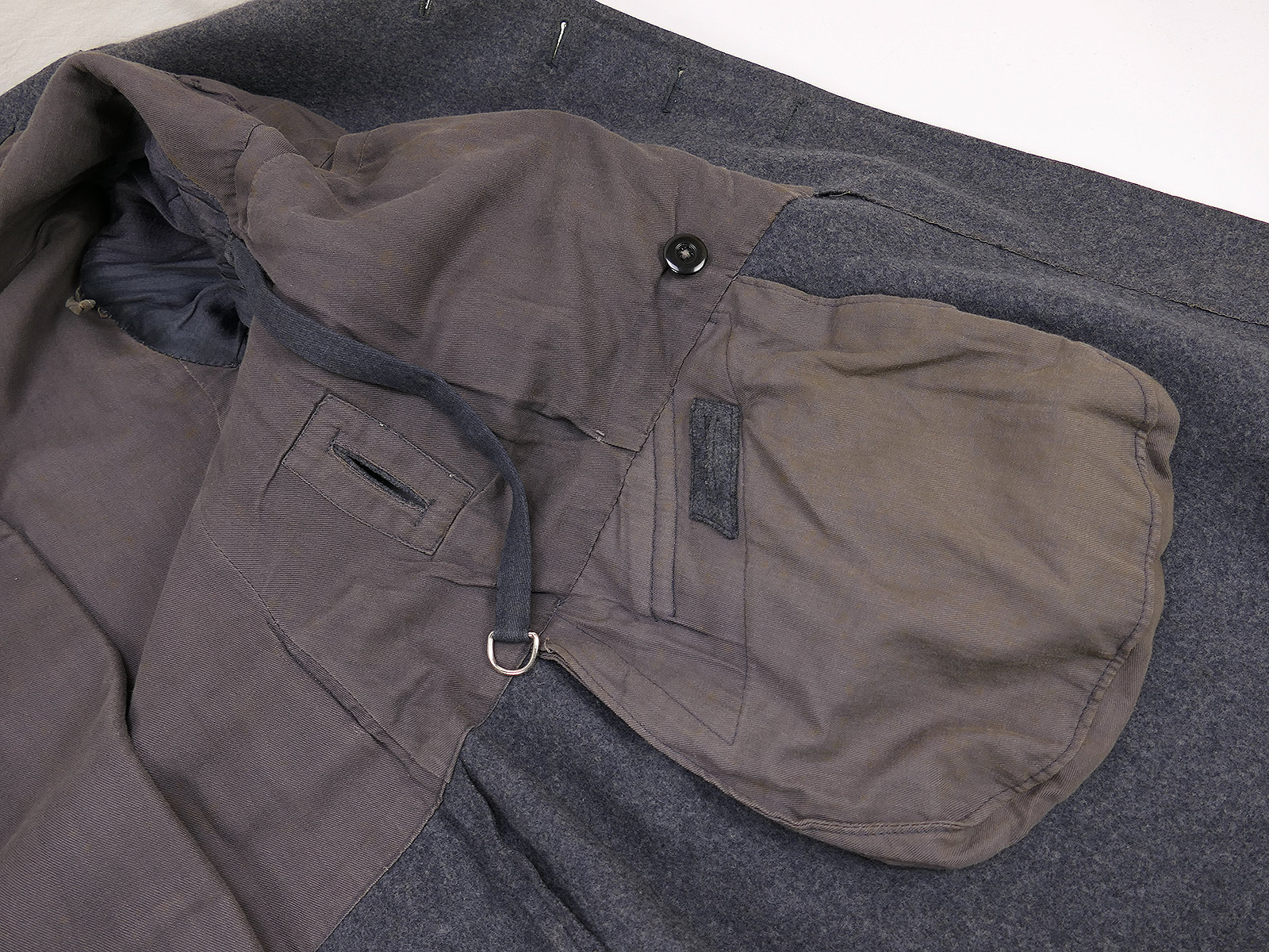 Original WW2 Luftwaffe M40 winter greatcoat, Lieutenant, LBA 41, stamped ‘TOP COLLECTION’