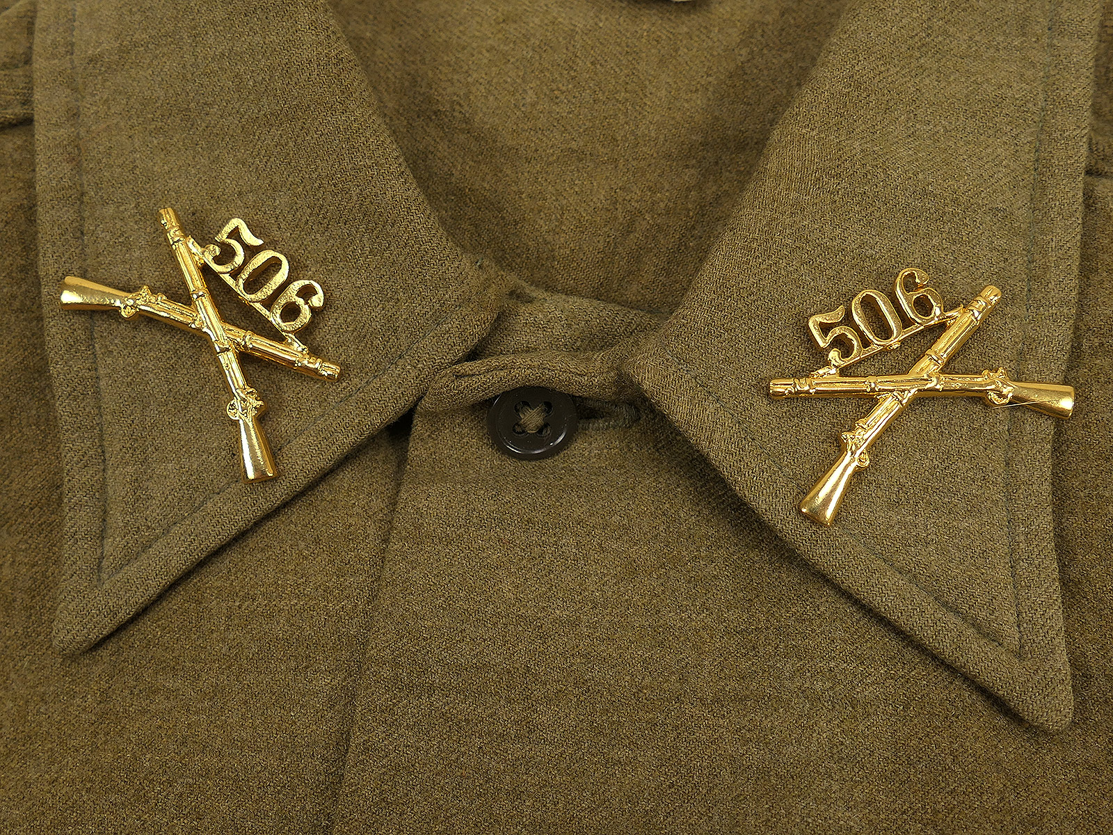 US Army 506th Parachute Infantry Regiment (PIR) Boston Officer Branch of Service Collar Badge Insignia