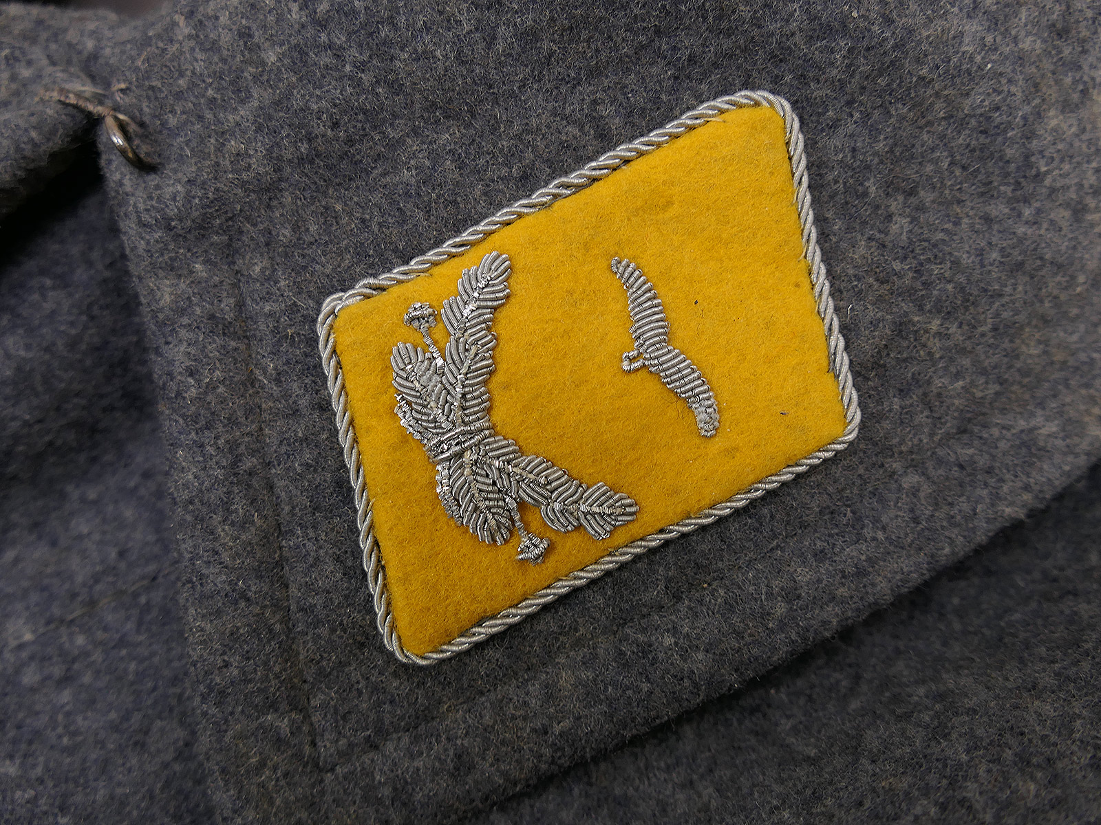 Original WW2 Luftwaffe M40 winter greatcoat, Lieutenant, LBA 41, stamped ‘TOP COLLECTION’