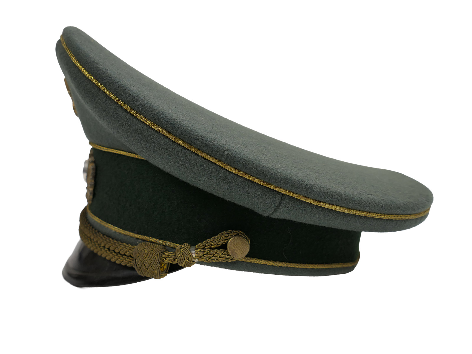 Antique Wehrmacht General’s peaked cap, size 58, with excellent patina – COLLECTION BATTLE WORN