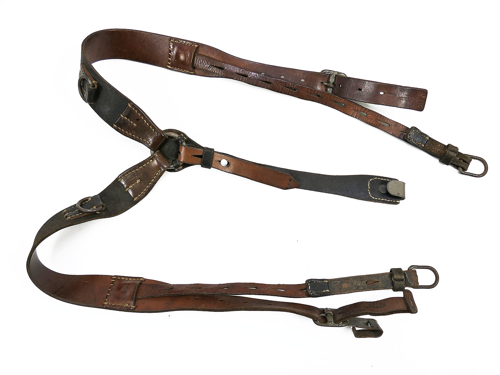 One-off item – Original Wehrmacht Y-strap leather belt carrier by Franz Brehme, 1942. Top condition!  COLLECTION