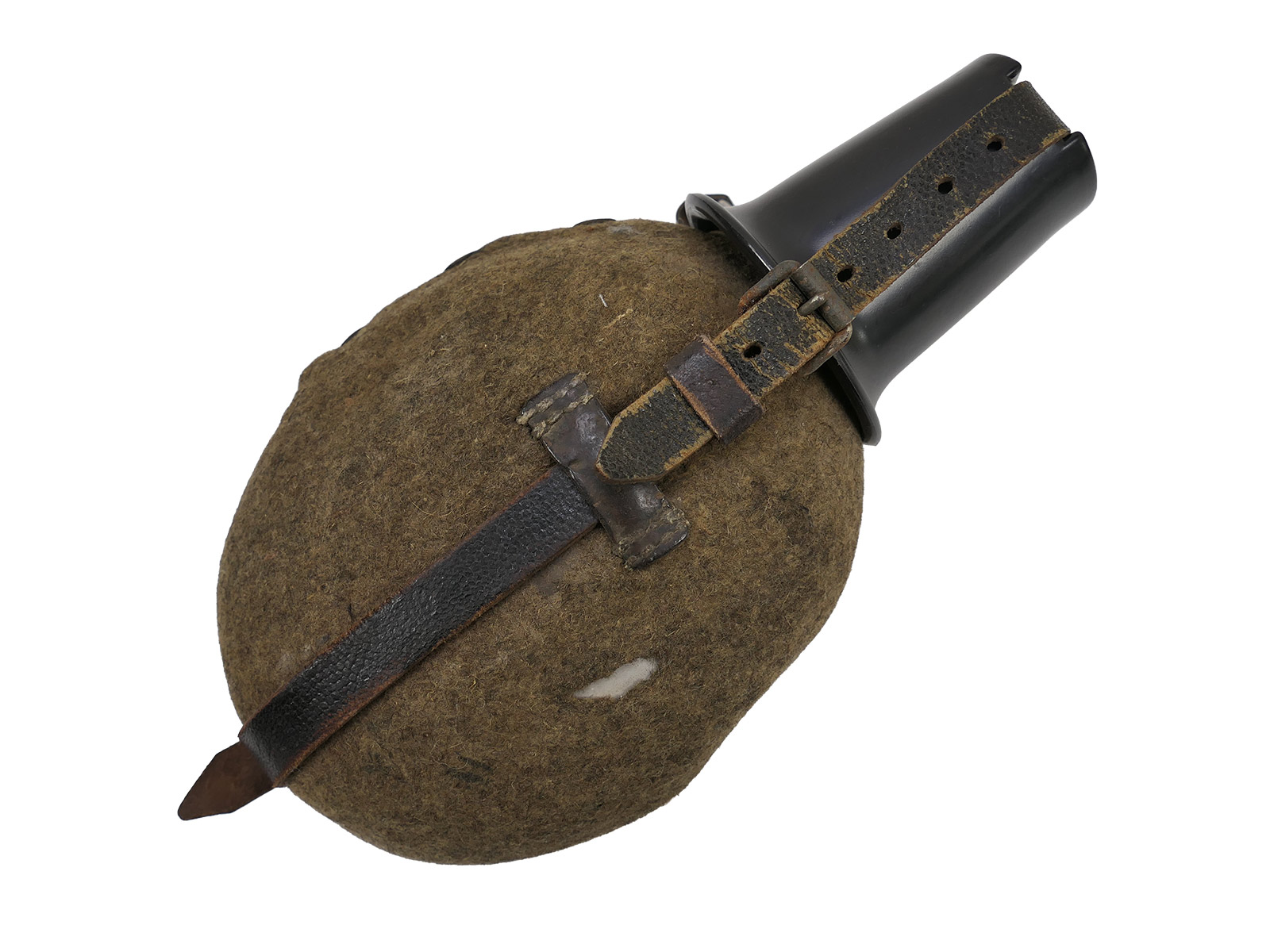 Wehrmacht MKK41 canteen with cup – COLLECTION BATTLE WORN