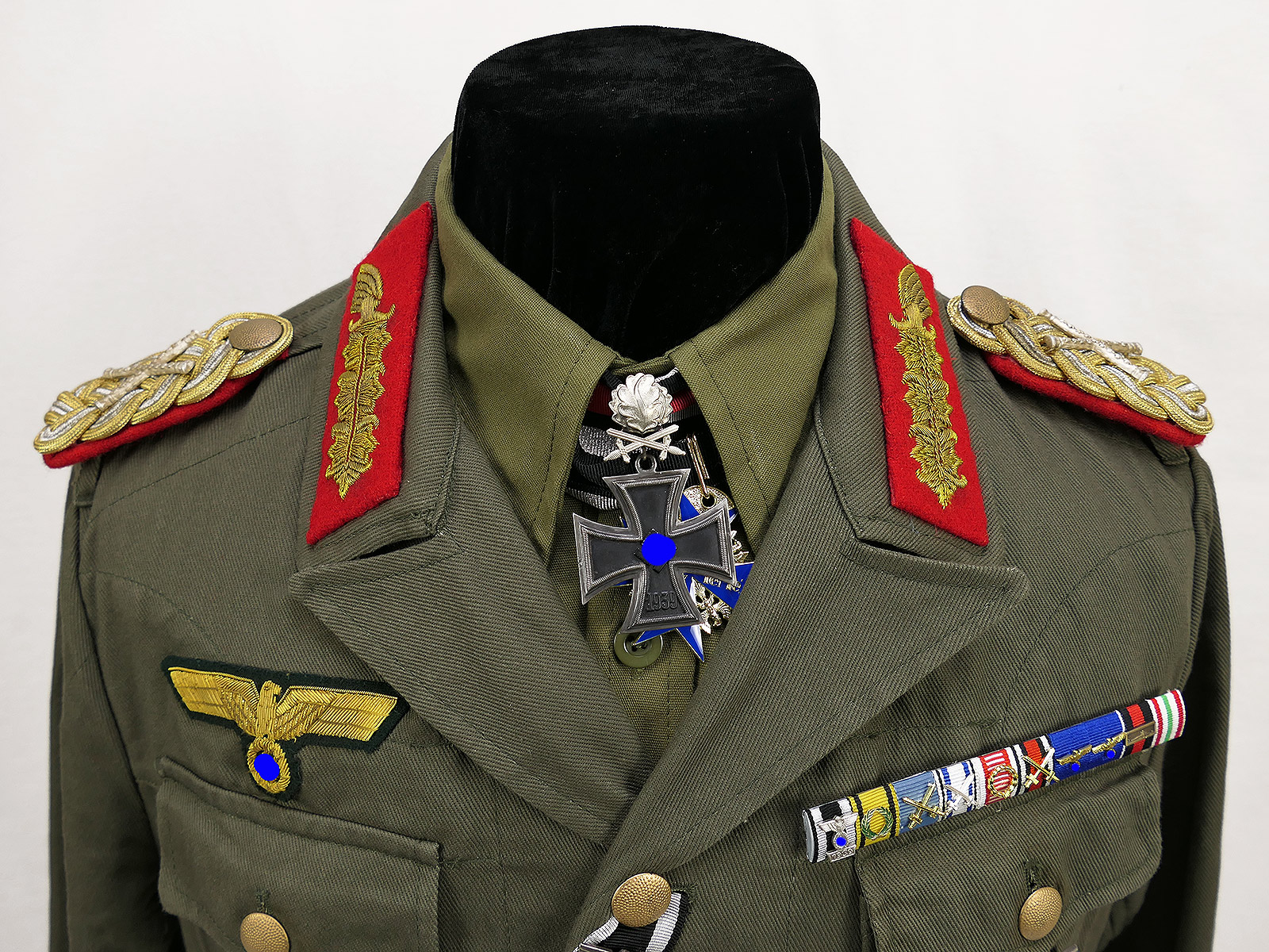 Uniform of Field Marshal Erwin Rommel, Afrika Korps; Knight’s Cross of the Pour le Mérite with General’s Sash