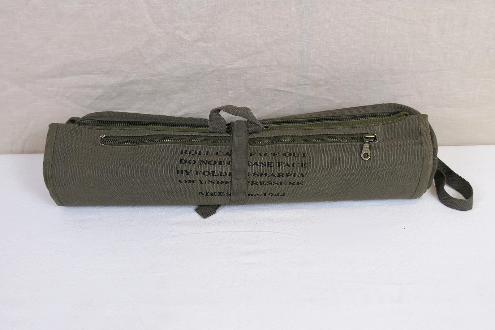 US ARMY WW2 JEEP CANVAS ROLL MAP CASE / ROLL MAP POCKET ROLLER WILLYS FORD GPW