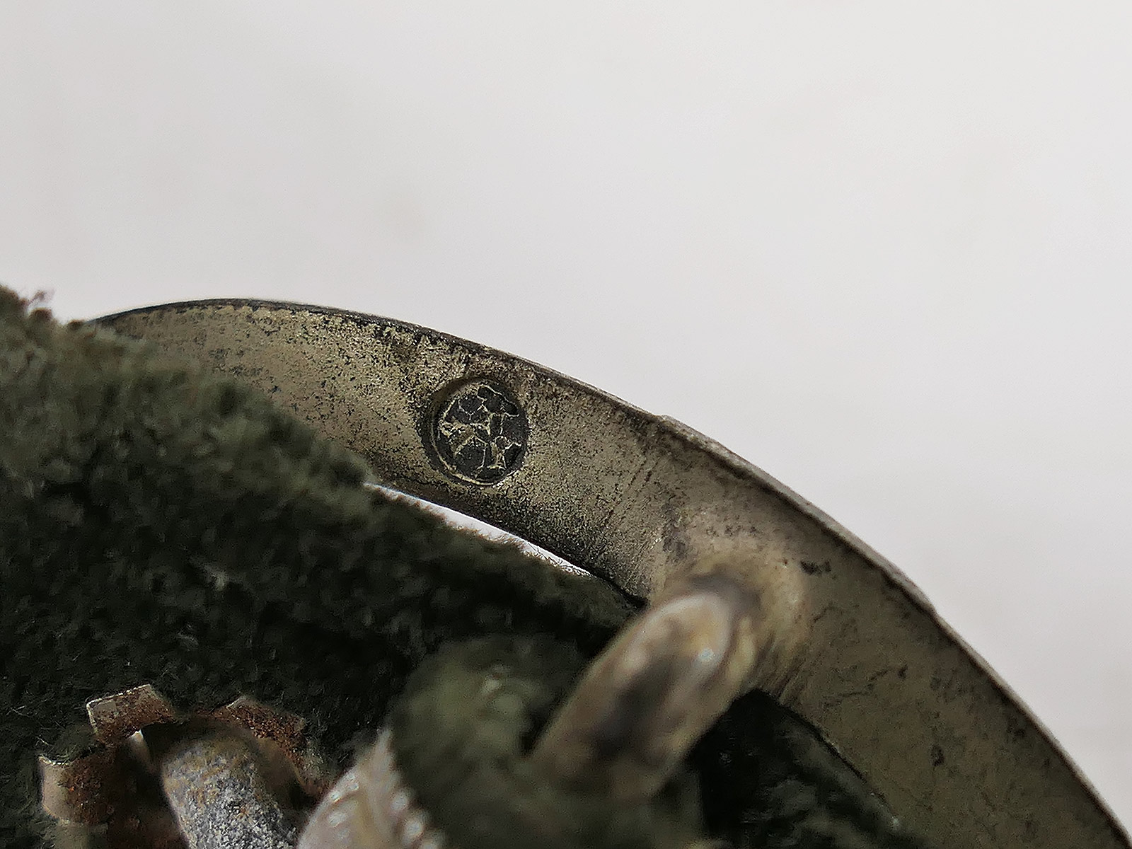 Wehrmacht dagger hanger for the Army officers’ dagger – Assmann COLLECTION