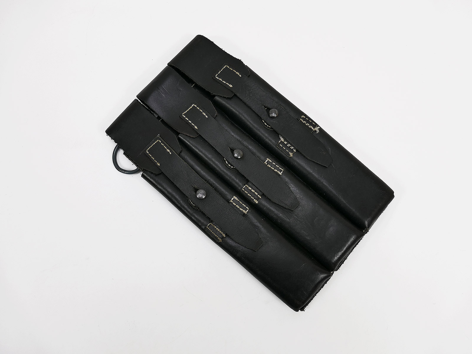 Single piece - Wehrmacht MP 38/40 LEDER magazine pouch right police - MP38 MP40 Schmeisser