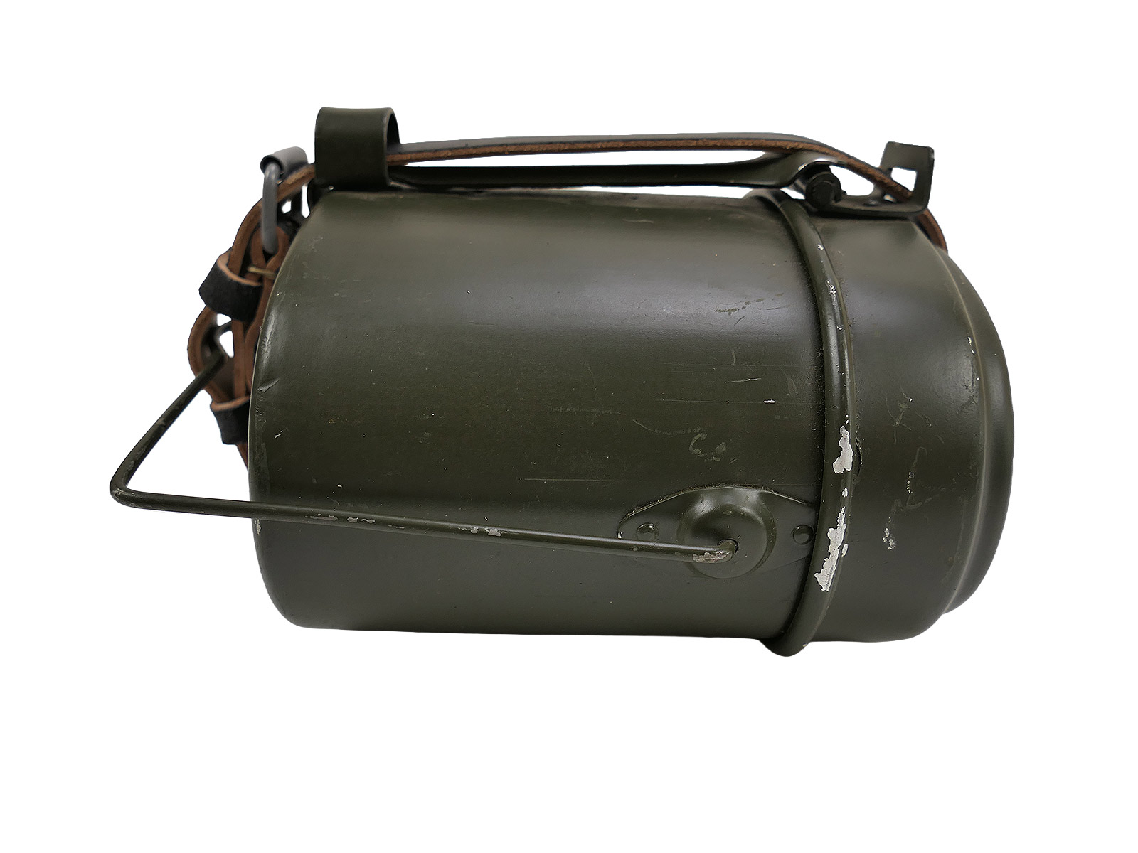 SET: Wehrmacht-style tableware and cookware with straps / leather straps