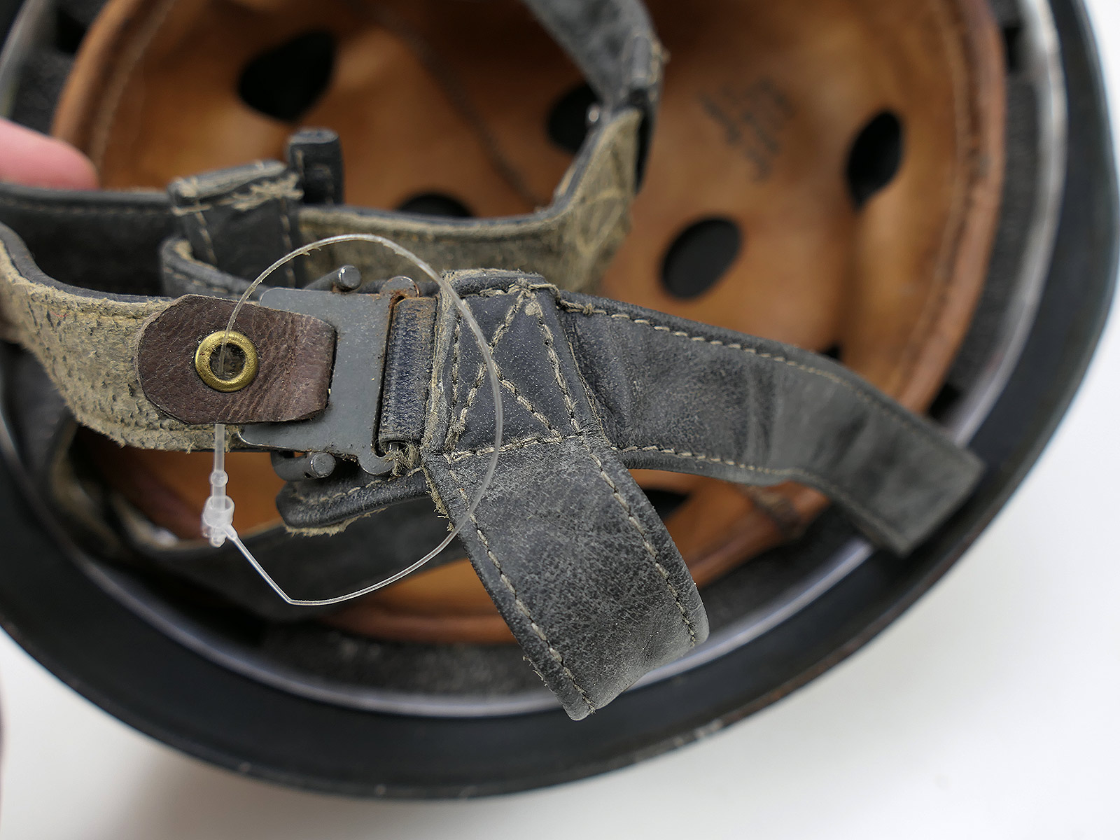 One-off item – Vintage camouflage paratrooper helmet, DD Stahlhelm M38, Luftwaffe paratrooper COLLECTION