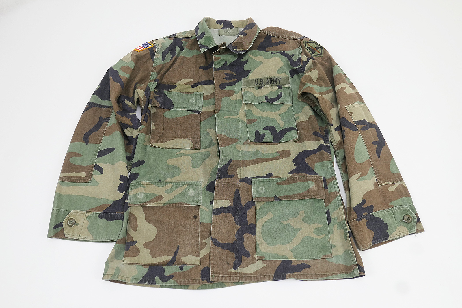 US Army Field Shirt Coat Camouflage Woodland 66th Military Intelligence Brigade - Medium
