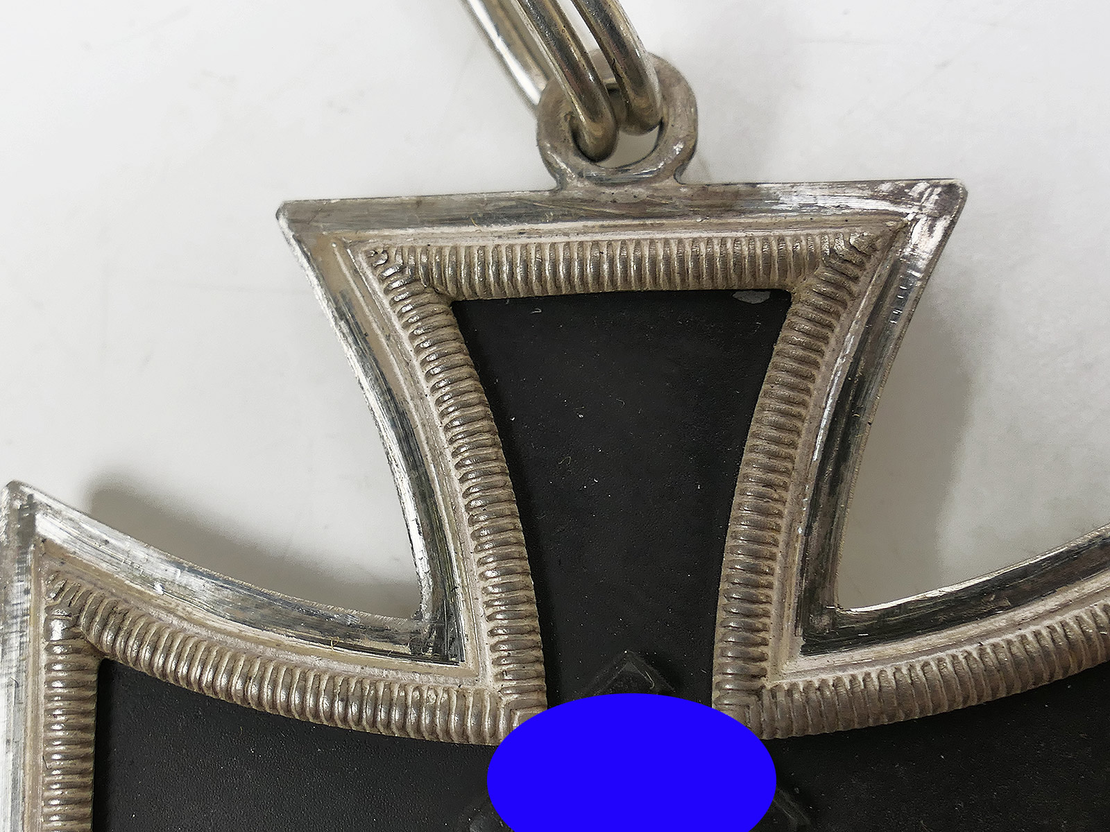 Wehrmacht Knight’s Cross of the Iron Cross L/12 C.E. Juncker 800-part silver museum replica