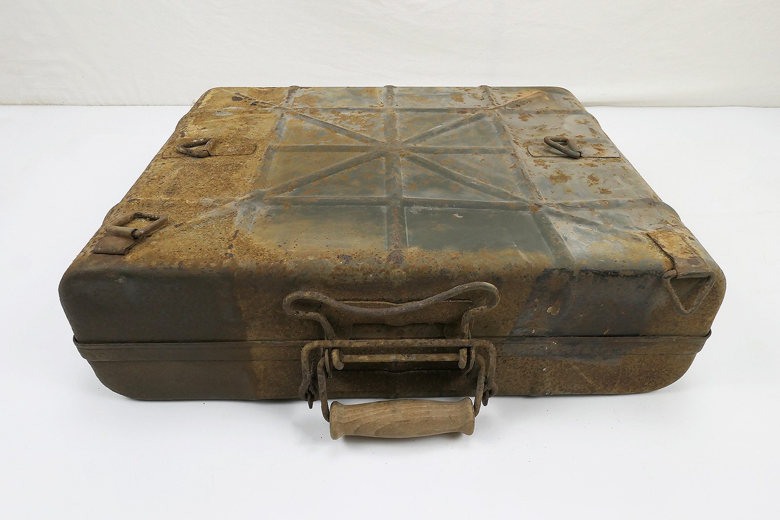 Wehrmacht transport case for egg hand grenades 39 hand grenade case box ammunition box