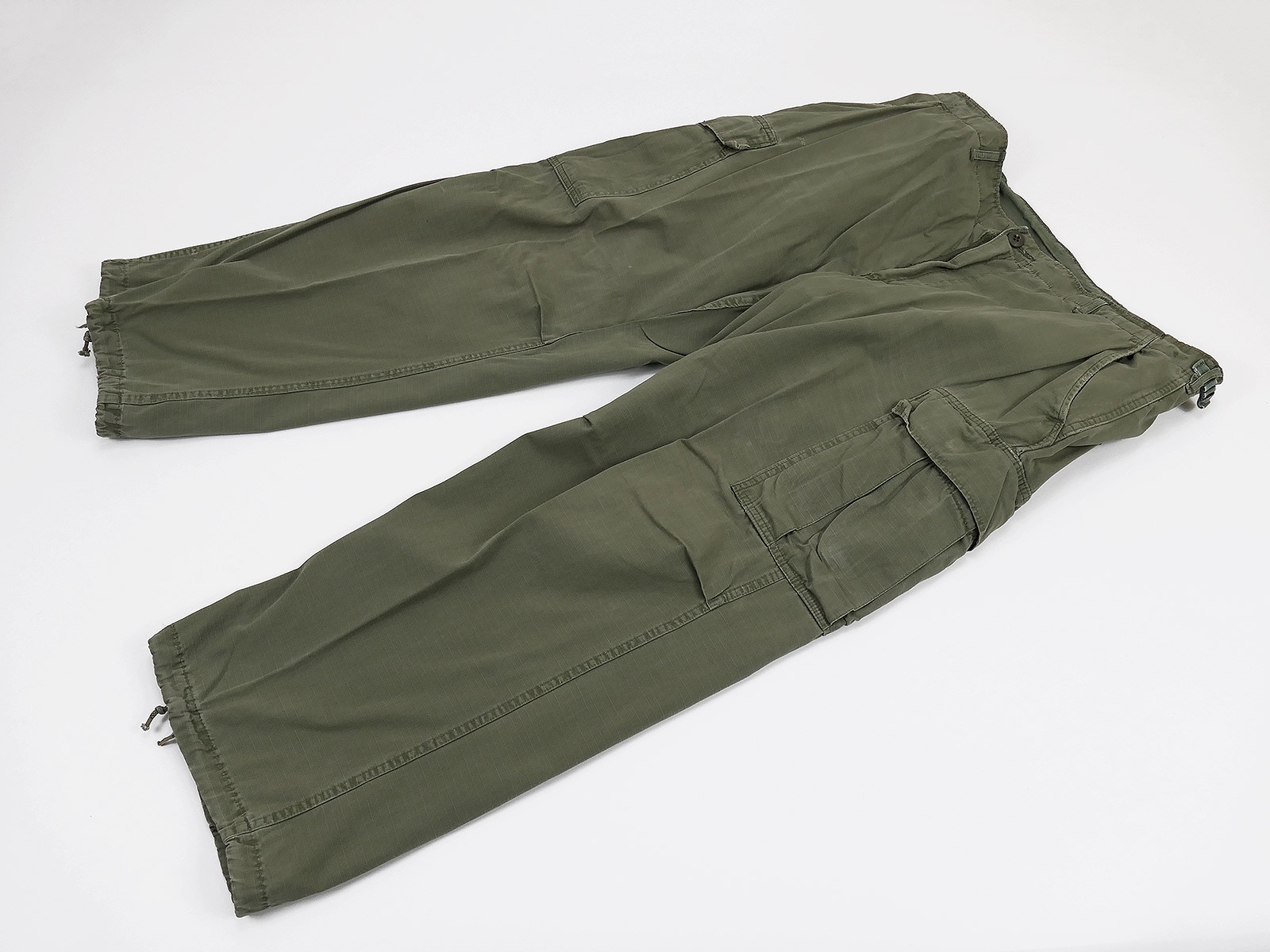 P1693792 US ARMY Vietnam 1969 Original Trousers Man's Cotton WR Poplin Rip Stop OG 107 Field Trousers Size Large