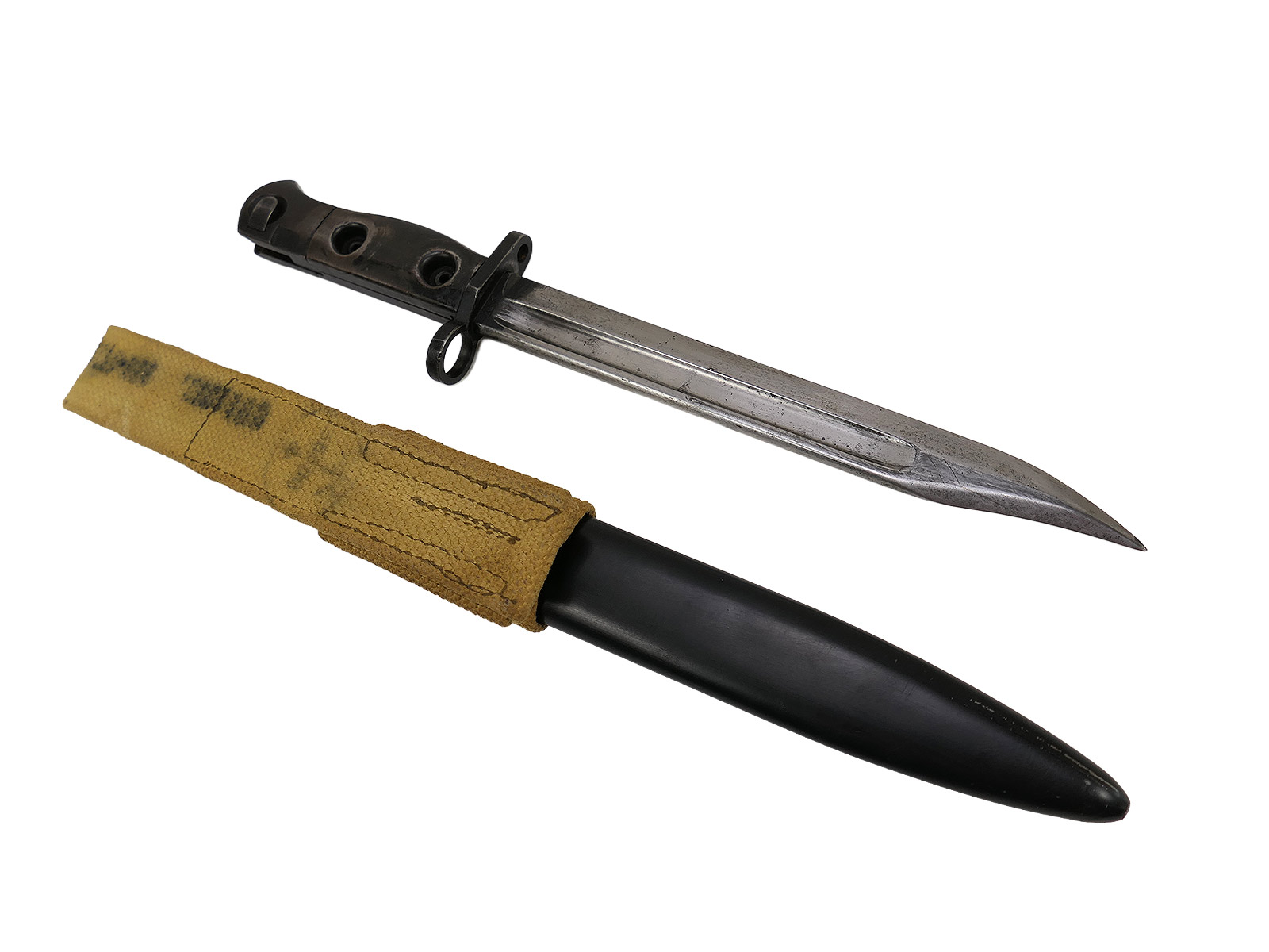 British L1A3 bayonet from 1957 FN – FAL Bayonet COLLECTION