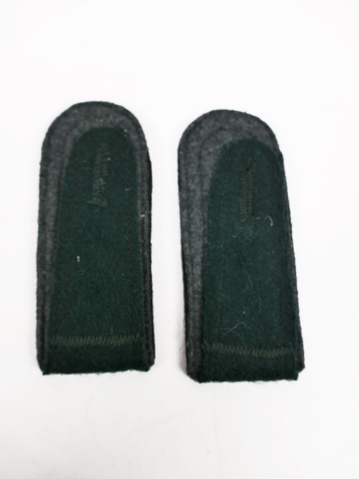 Wehrmacht M36 epaulettes for non-commissioned officers in the Sappers Corps, for the M1936 field tunic