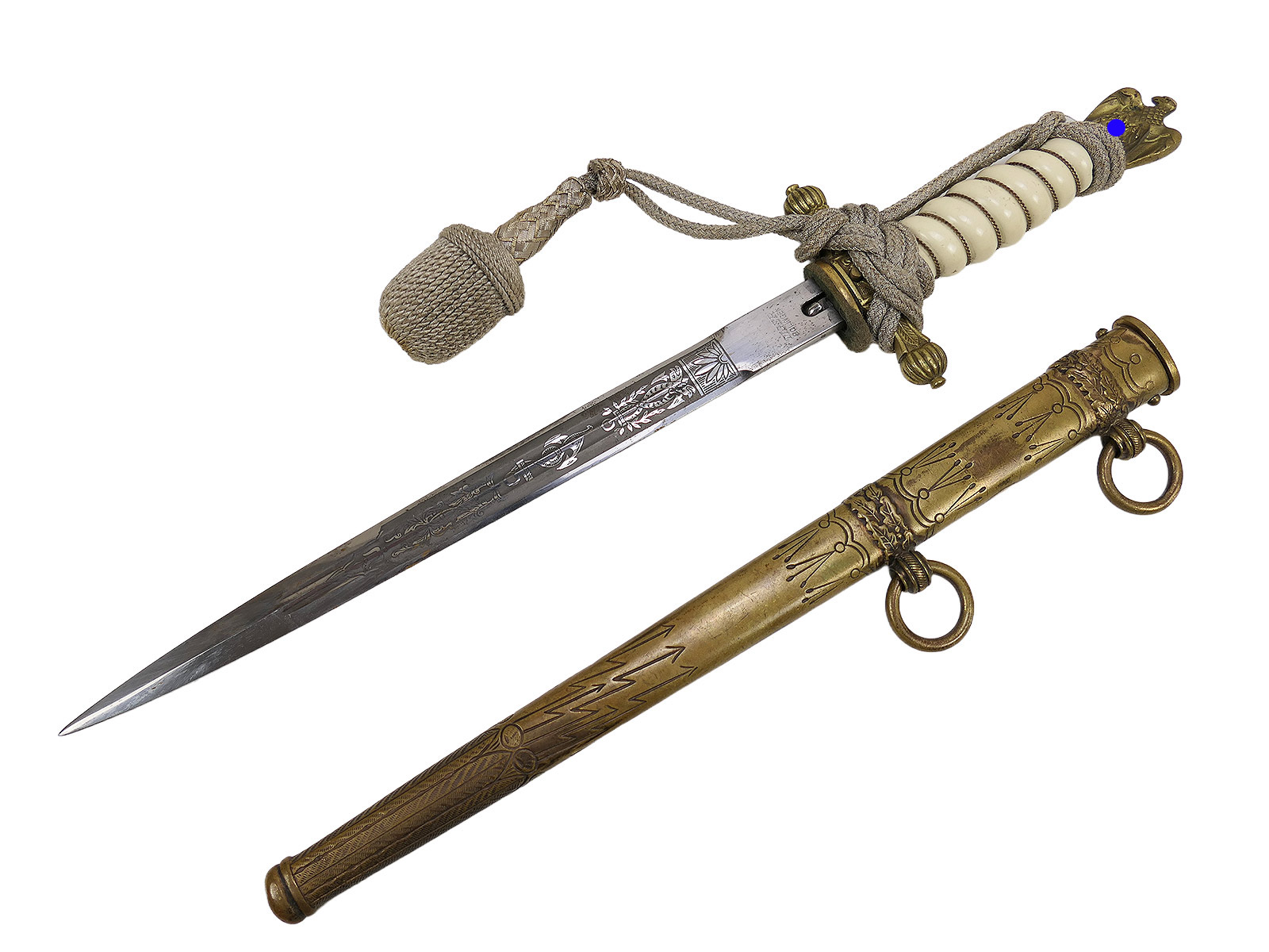 KM Kriegsmarine Officer’s Dagger, Navy Dagger M1938 with tassel and scabbard, TIGER Solingen COLLECTION