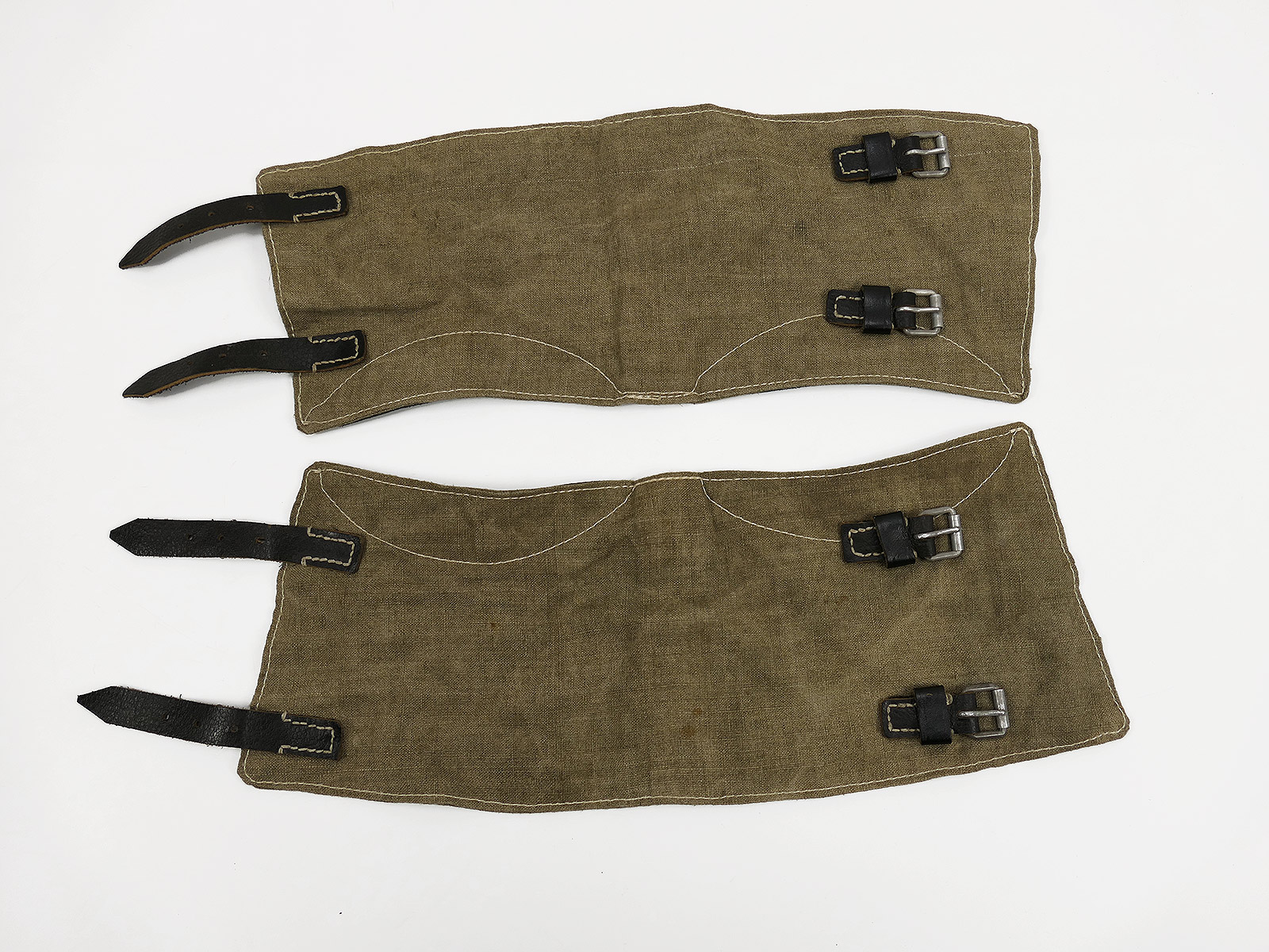 Wehrmacht pair of vintage gaiters with RBNr. *Handcrafted* for lace-up boots