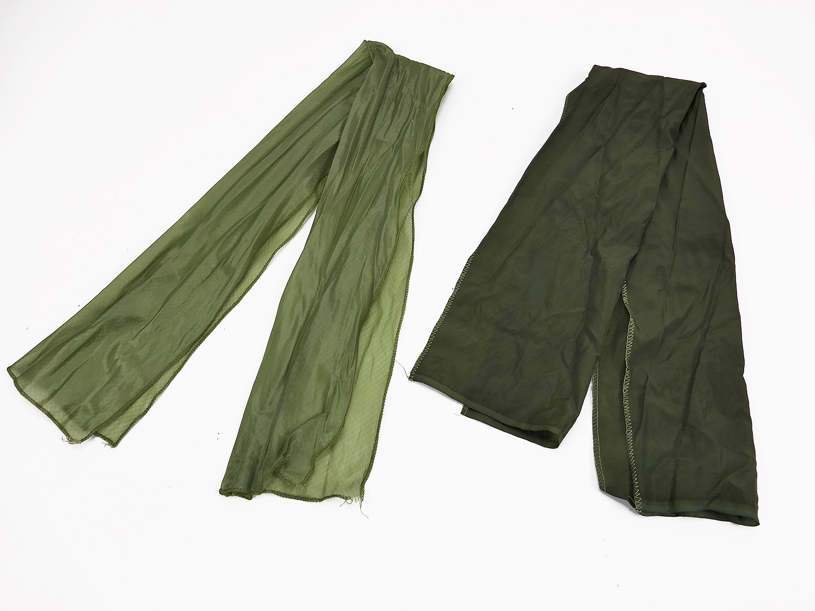 1 US Army olive scarf, US neckerchief, VIETNAM, 90–100 x 25 cm