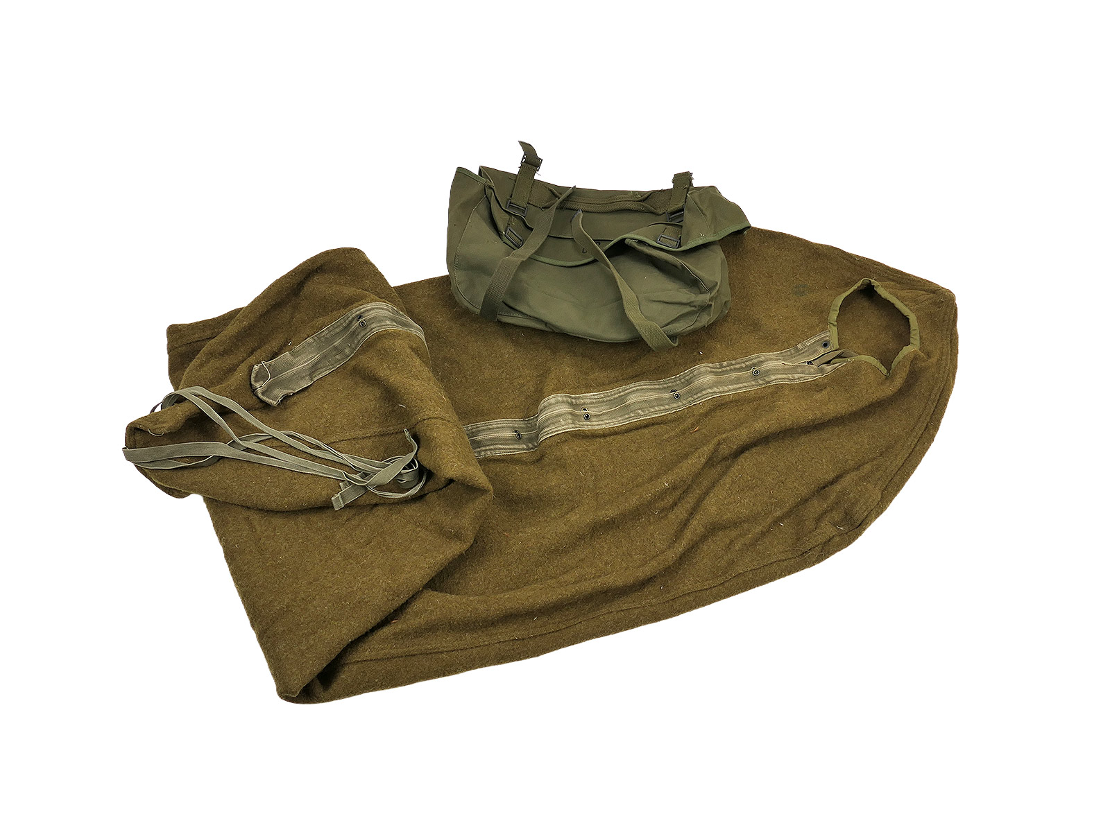 US Pack Field Cargo M-1945 bag + US Wool Sleeping Bag WW2
