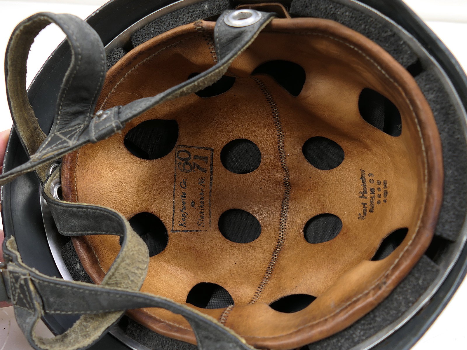 One-off item – Vintage camouflage paratrooper helmet, DD Stahlhelm M38, Luftwaffe paratrooper COLLECTION