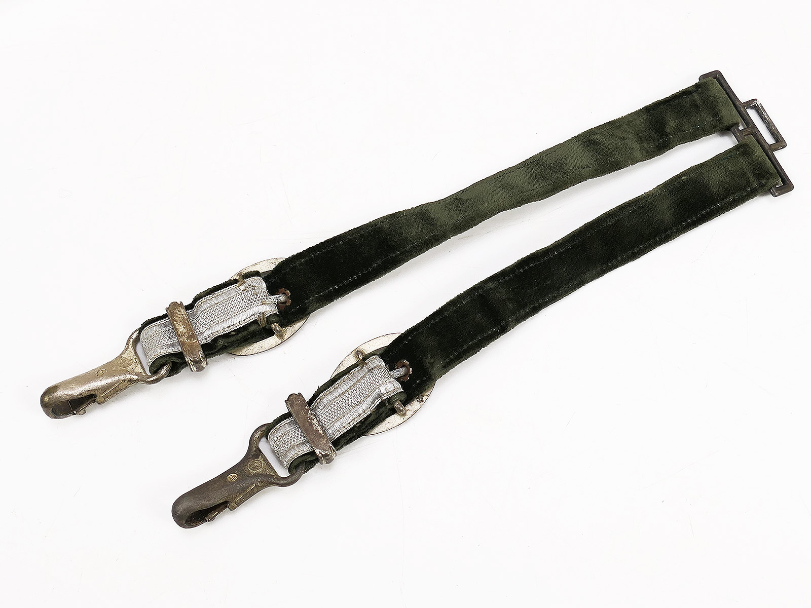 Wehrmacht dagger hanger for the Army officers’ dagger – Assmann COLLECTION