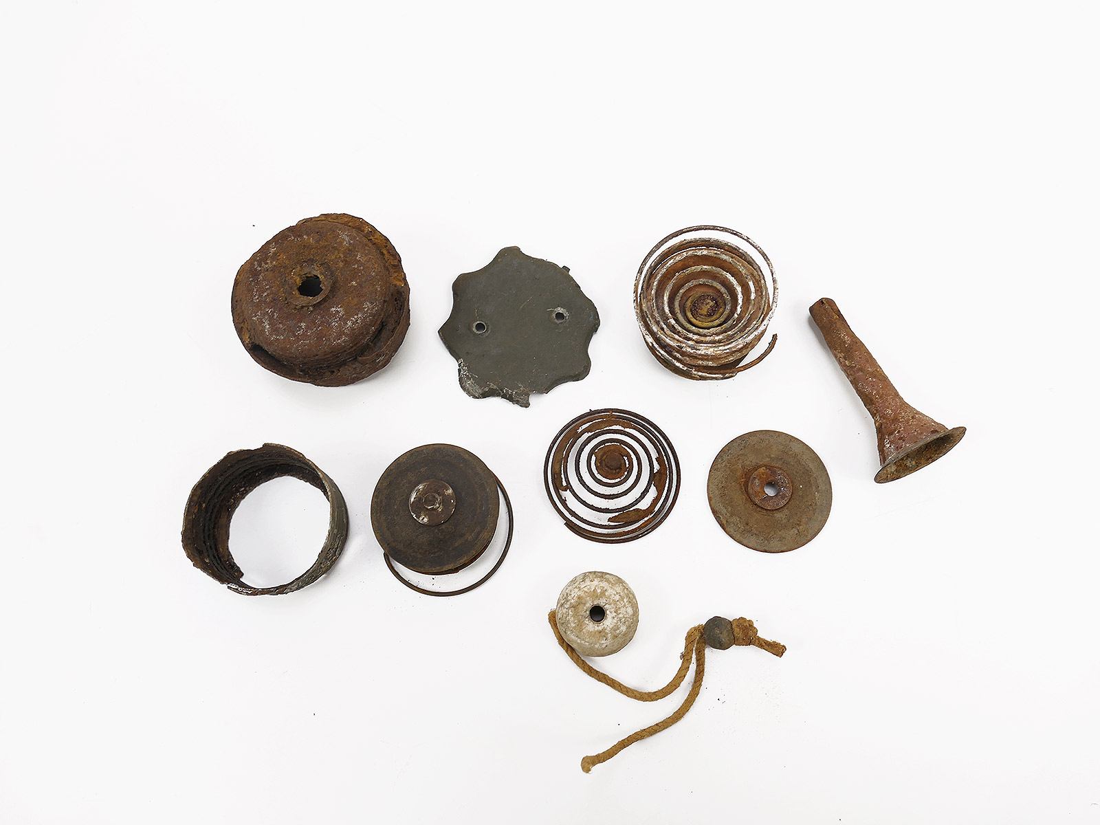 Wehrmacht ground trove of spare parts deco M24 stick grenade 