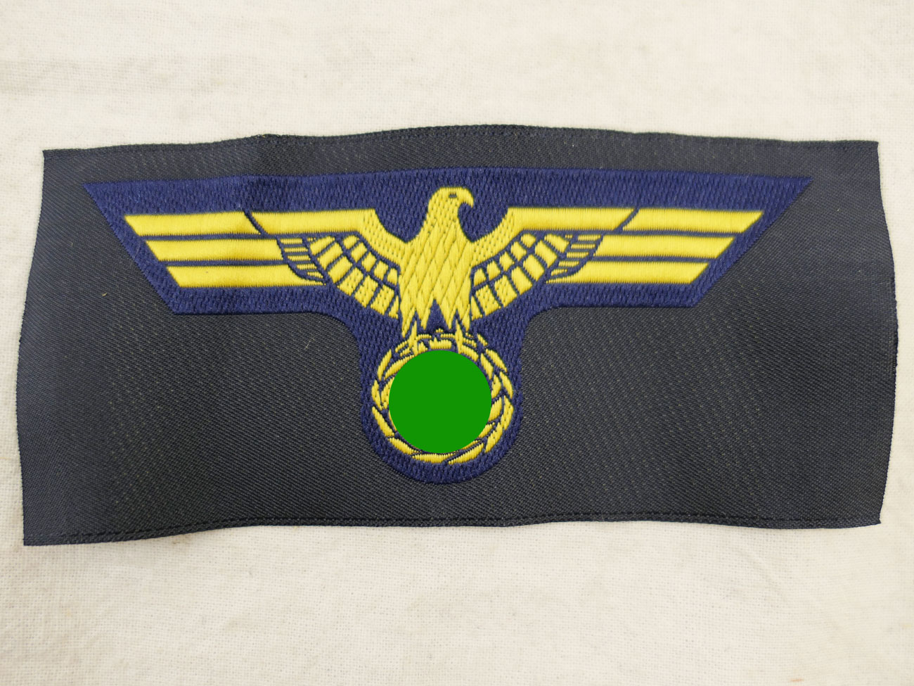 Kriegsmarine Breast Eagle woven execution for crews