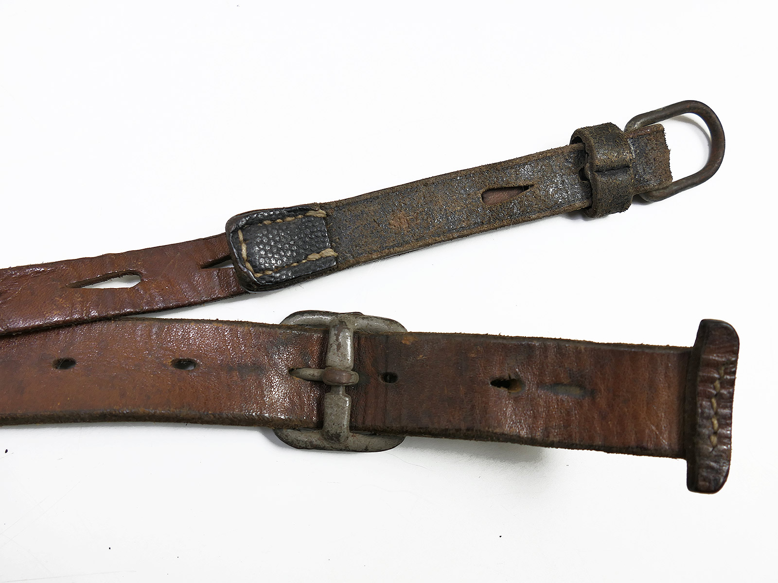 One-off item – Original Wehrmacht Y-strap leather belt carrier by Franz Brehme, 1942. Top condition!  COLLECTION