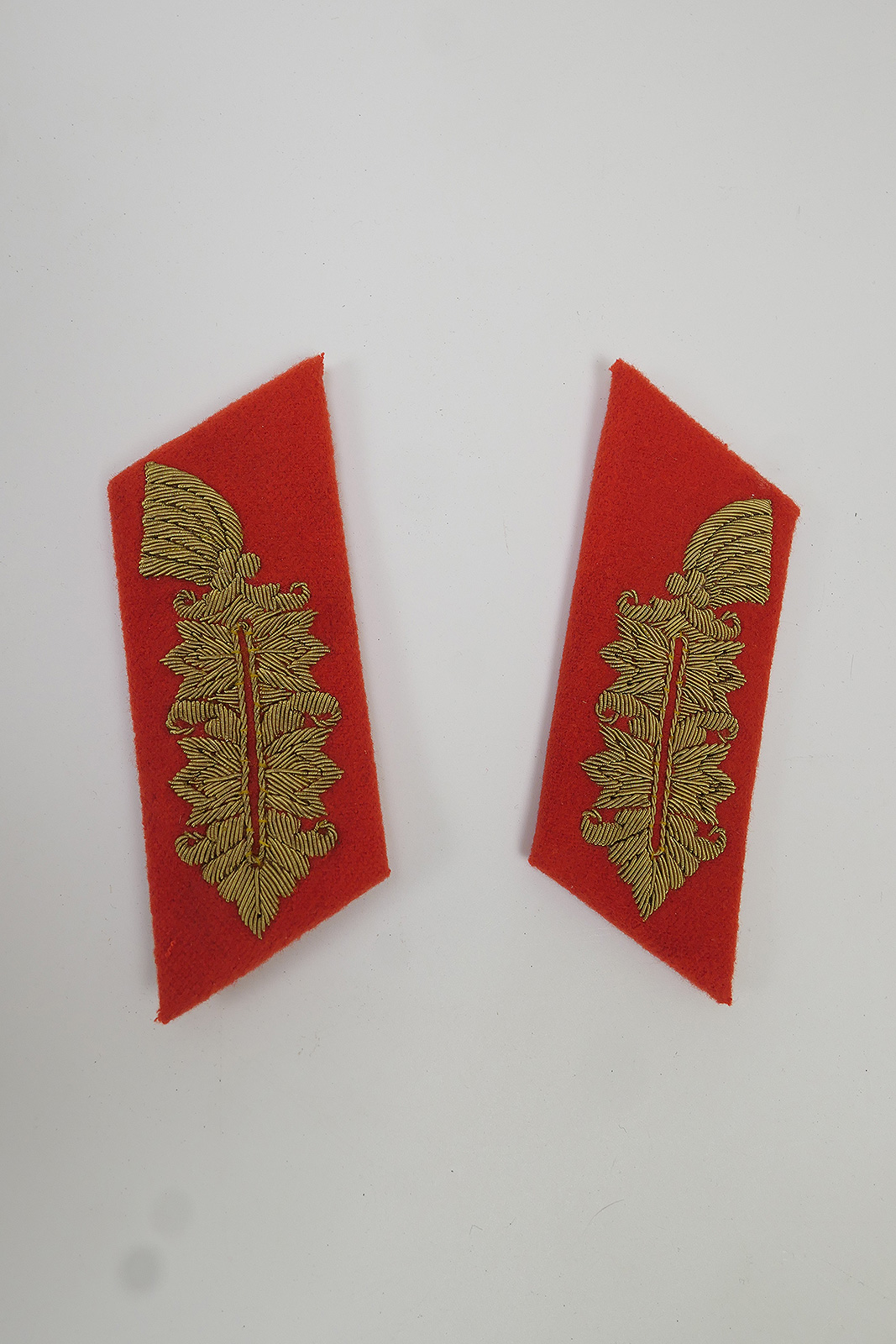 P1520729 Single pair of collar patches Generalfeldmarschall GFM Wehrmacht effects Bouillon embroidered aged