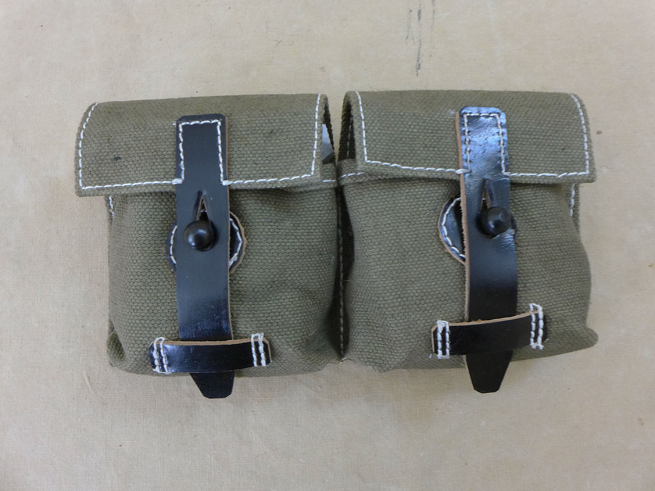 Wehrmacht G43 / K43 Canvas / Leather magazine bag textile olive