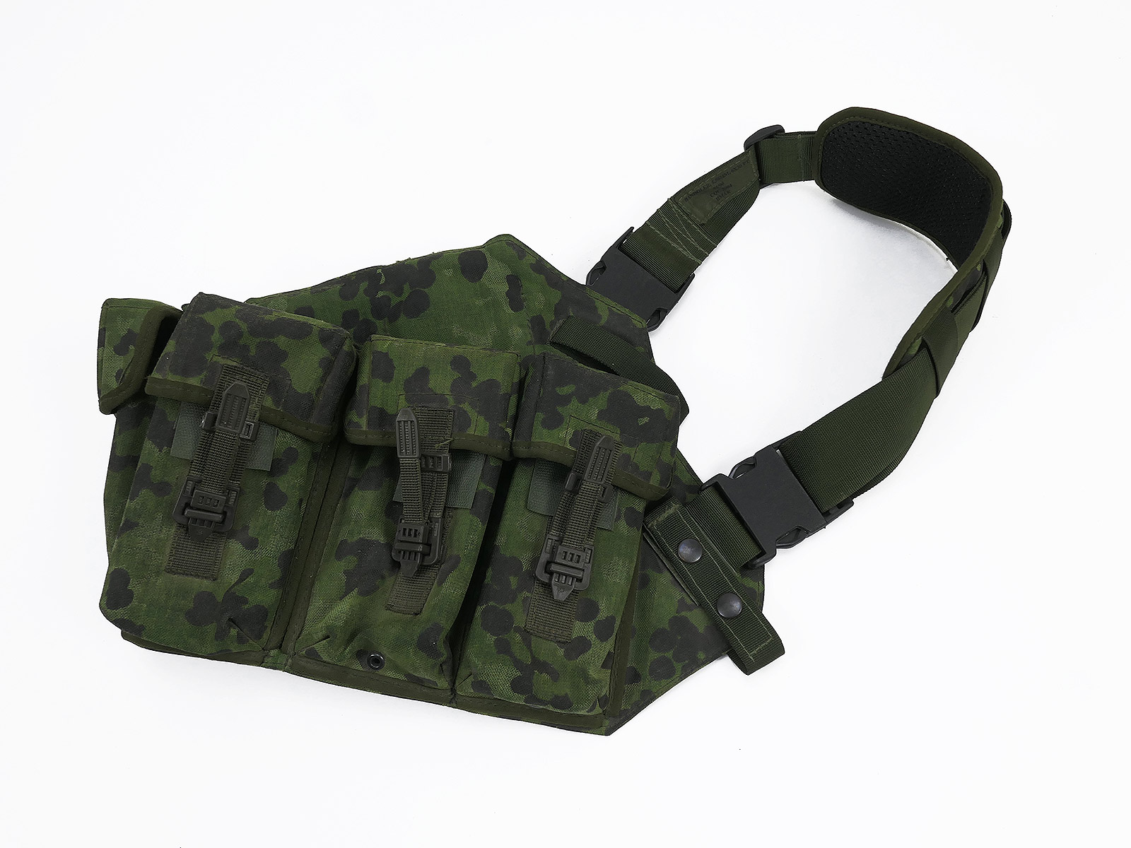 Danish Army M96 Ammo Belt Magazine Bandolier Pouch 5.56 6x30 pt Denmark Danish Army M96 Ammo Belt Magazine Bandolier Pouch 5.56 6x30 pt Denmark
