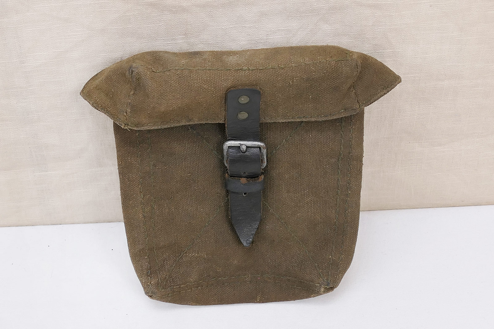 MG42 Bag for reserve shutter