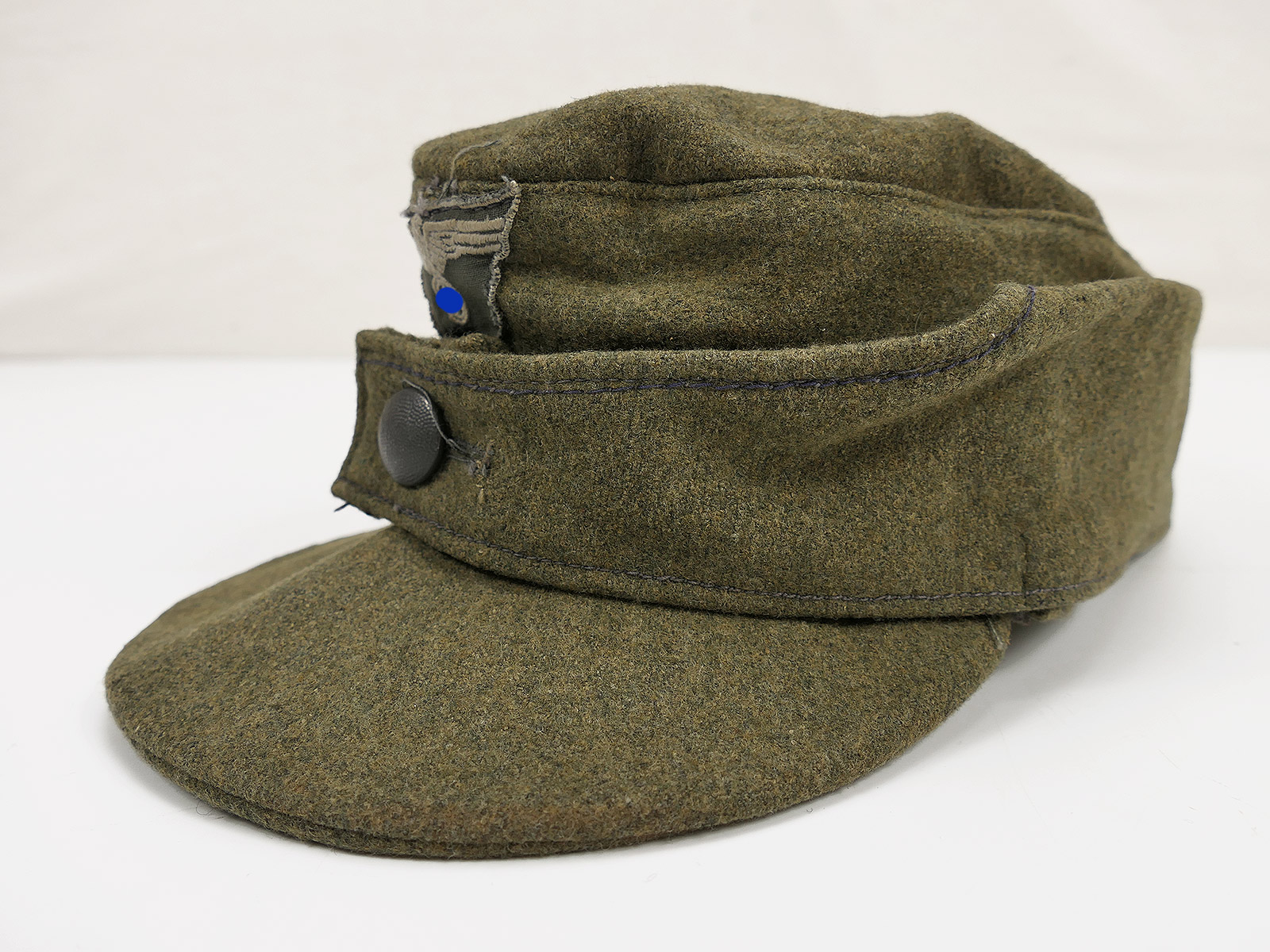 Wehrmacht M43 single button field cap Original woollen cloth with trapeze effects Baschlik cap  Wehrmacht M43 single button field cap Original woollen cloth with trapeze effects Baschlik cap
