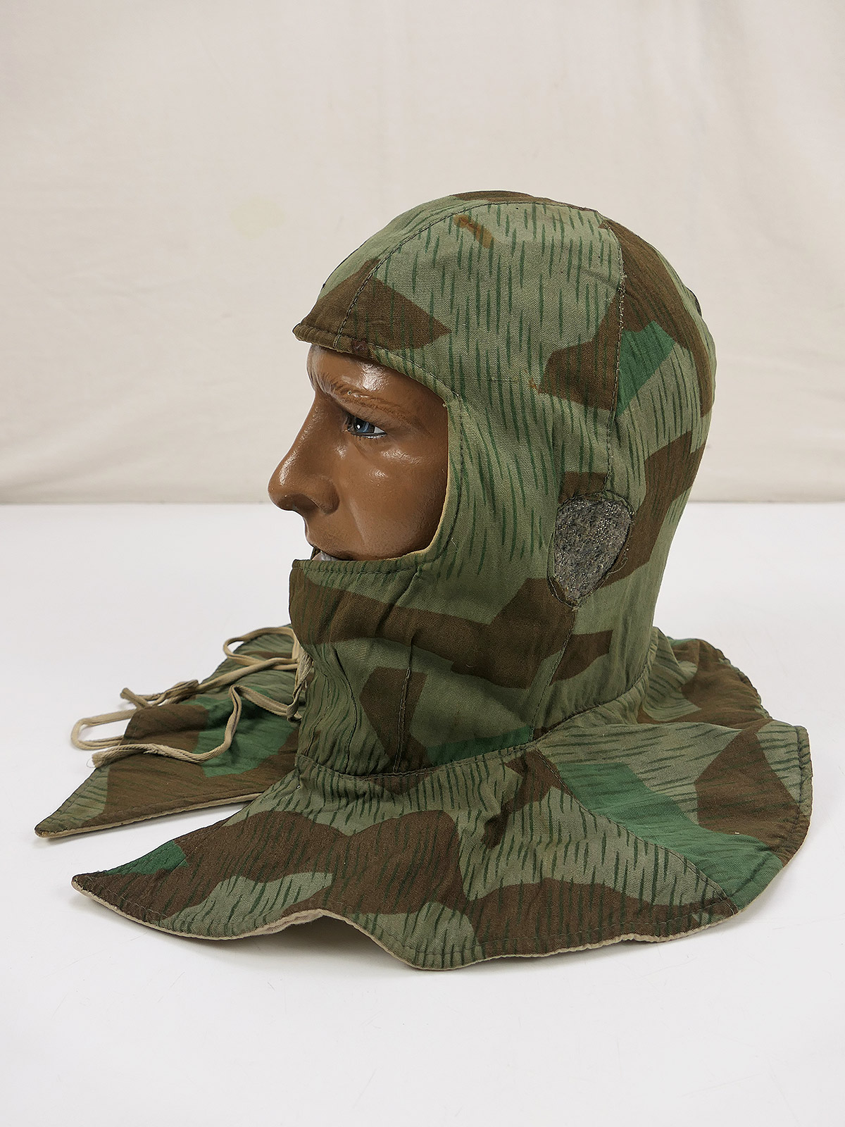 Original WW2 Wehrmacht winter balaclava, splinter camouflage / white reversible balaclava, winter reversible jacket COLLECTION