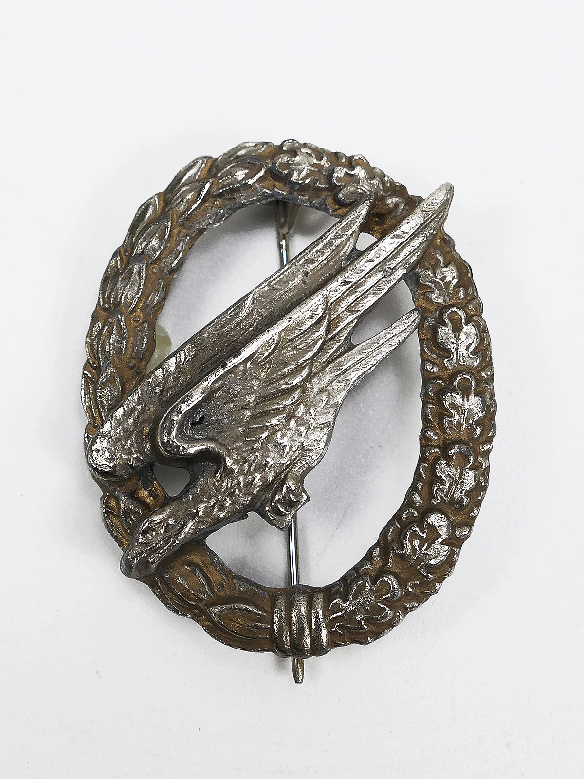 Wehrmacht parachutist badge of the Luftwaffe FJ multi-part denazified