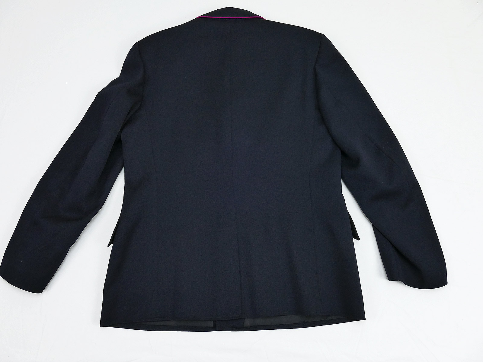 P1300470F72eWeE941dQX