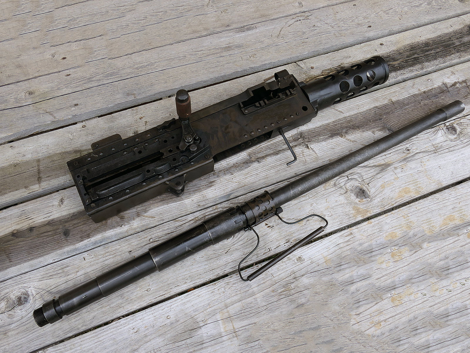 #A Browning Machine Gun MG Cal. 50 M2 Jeep Mount Tripod – Model – 1:1 metal replica, barrel can be dismantled