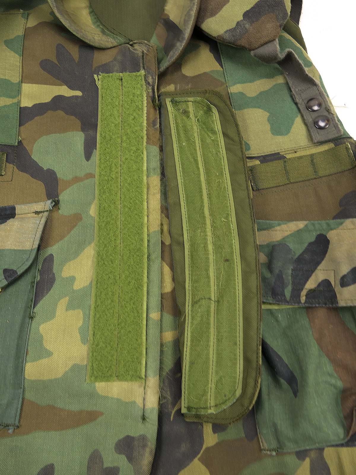 US ARMY Fragmentation Protective Vest, Size Large, 1984